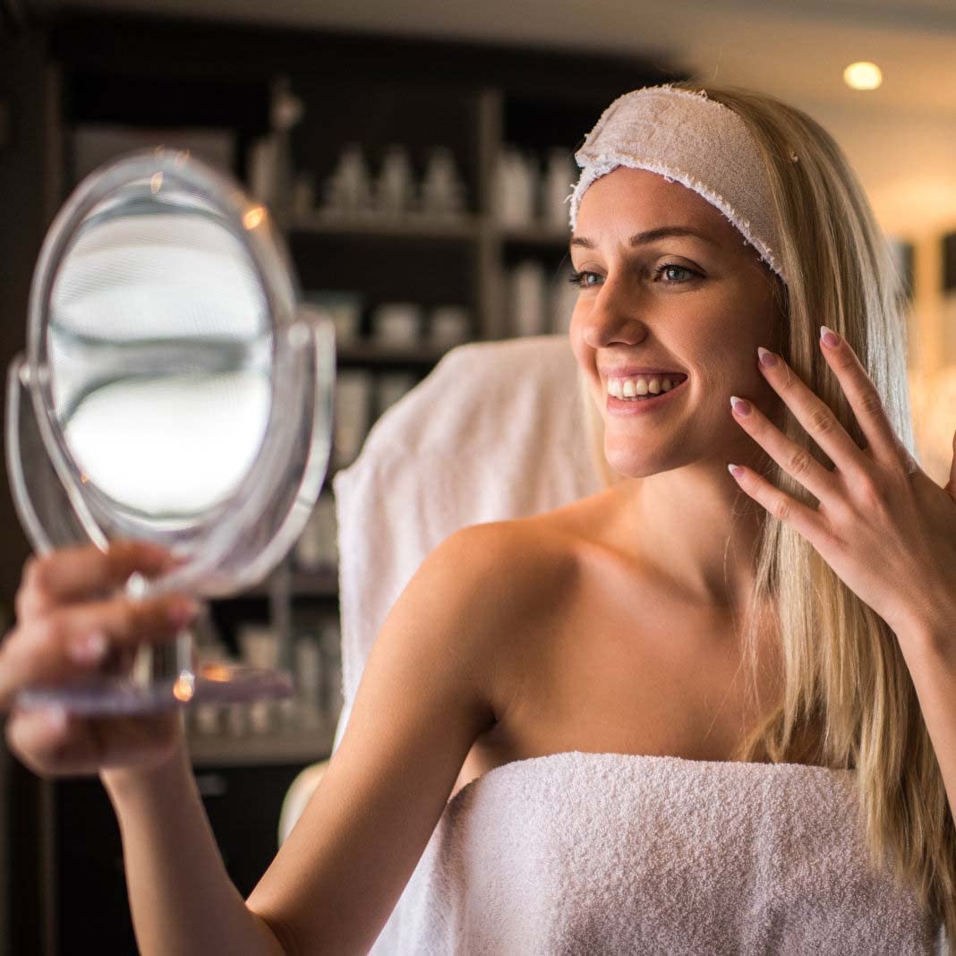 **6.25 Inch Vanity Mirror with Stand - 1X/15X Magnification, 360° Swivel Double-Sided Makeup Mirror for Bathroom, Desk & Travel - Perfect for Makeup, Shaving & Skincare**
