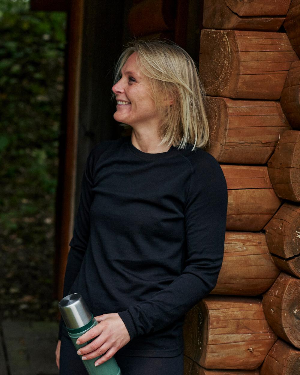 Deerhunter Women's Quinn Merino Wool Undershirt - Soft & Breathable Base Layer for Hiking, Camping & Outdoor Activities