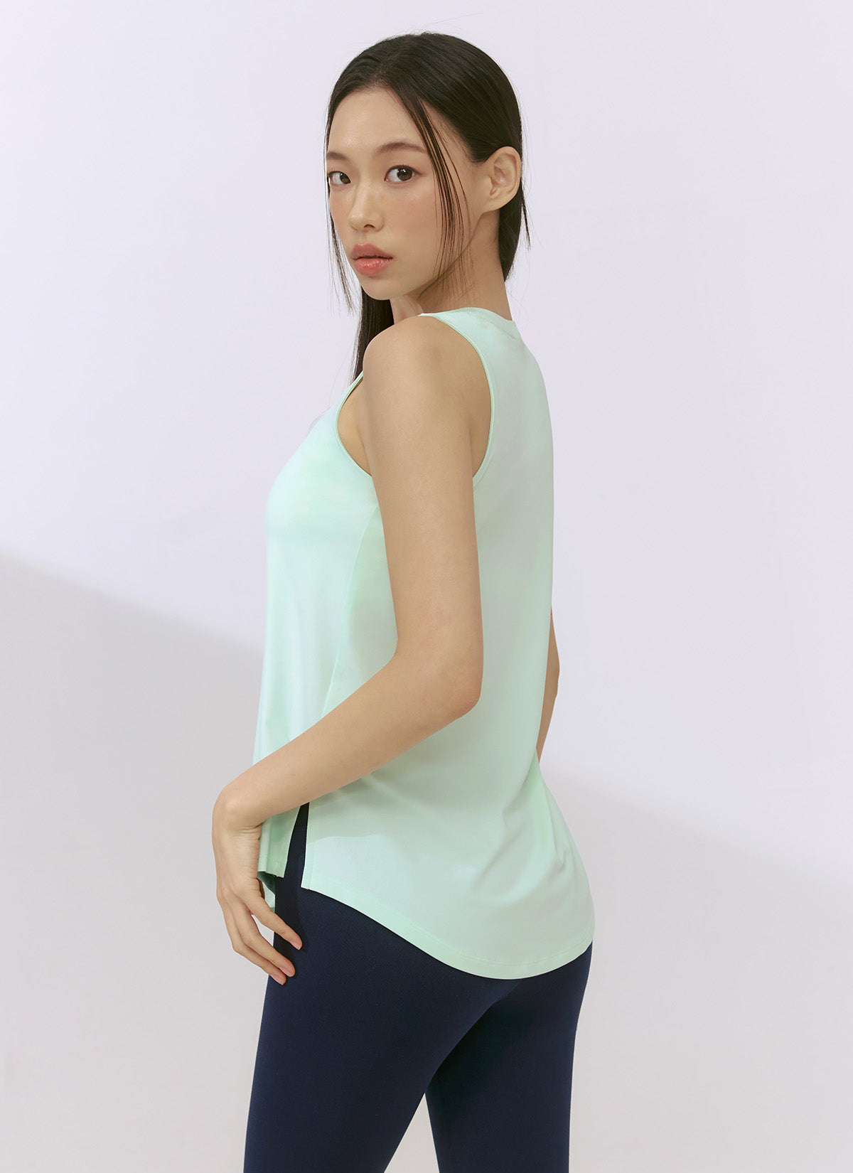 Ice Feather Comfort Sleeveless Top - Lightweight Summer Tank for Women - Perfect for Yoga, Beach & Casual Wear