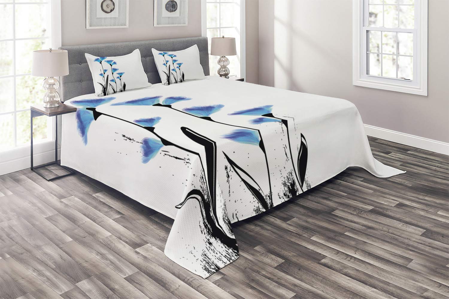 Ambesonne Floral Quilt Set King Size - 3 Piece Ombre Watercolor Tulip Bedspread with 2 Pillow Shams, Sky Blue & Charcoal Grey | Bohemian Bedroom Decor, Guest Room Luxury Linens, Turkish Inspired Home Textiles