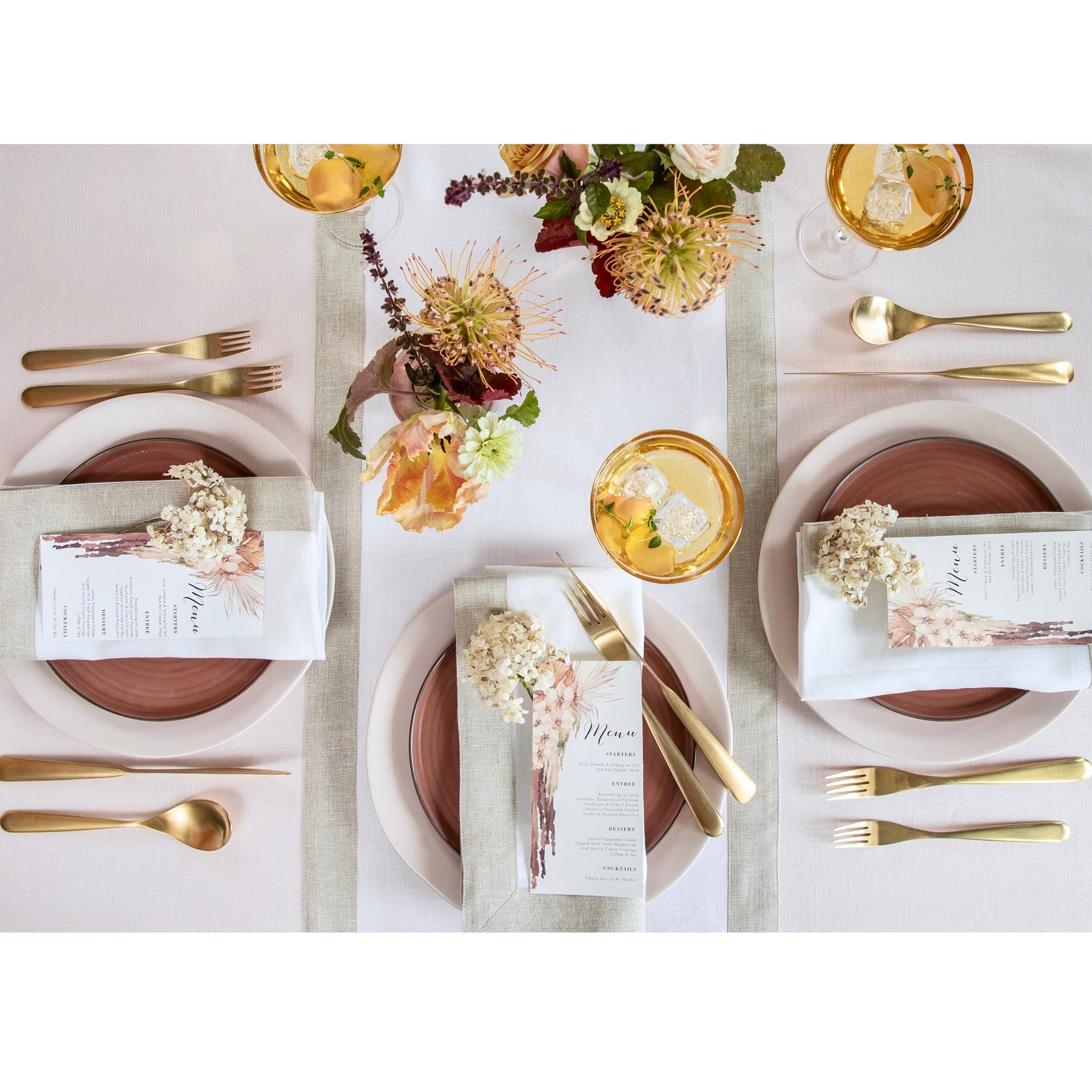 Festive Edge Table Runner - Elegant Holiday Dining Decor for Christmas, Thanksgiving & Parties | Perfect for Home, Events & Special Occasions