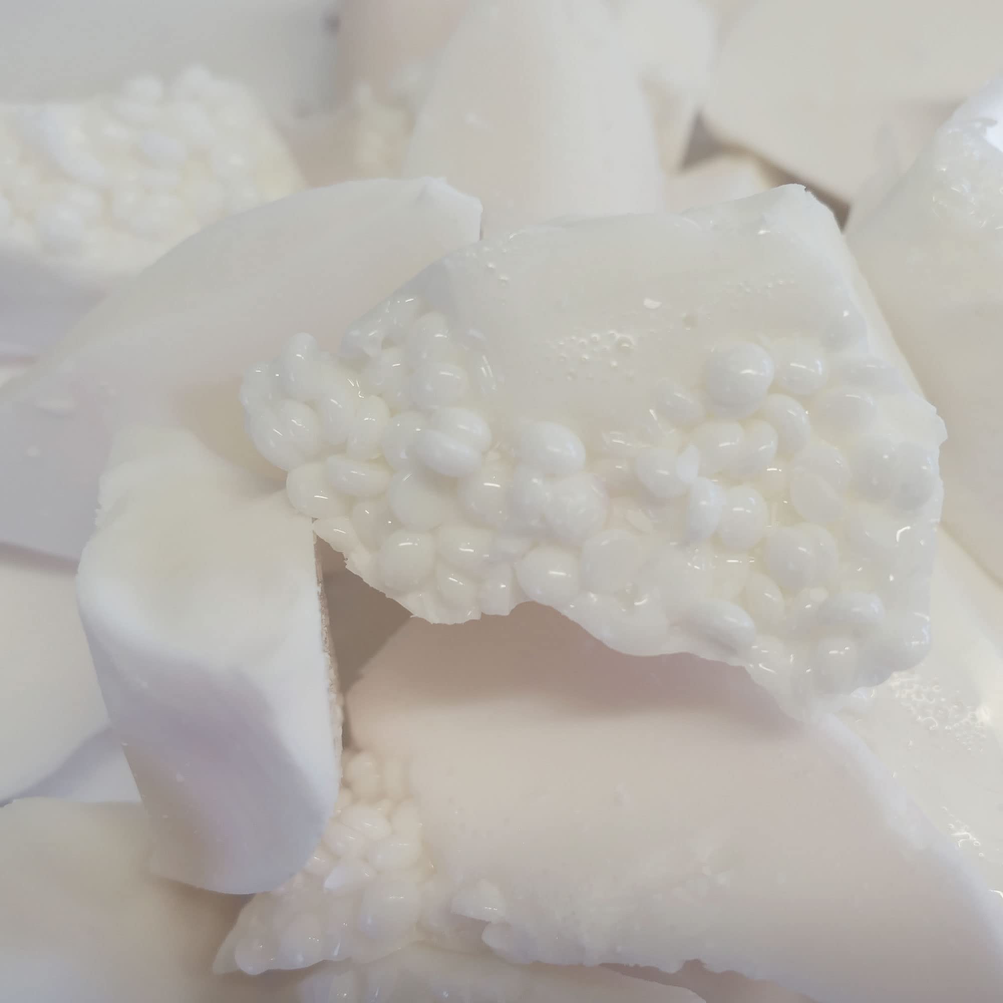 Premium Coconut Hard Wax for Hair Removal - Rosin-Free, Multidirectional, Bulk 12kg (26.6lb) - Ideal for Professional Salons, Spas & At-Home Waxing