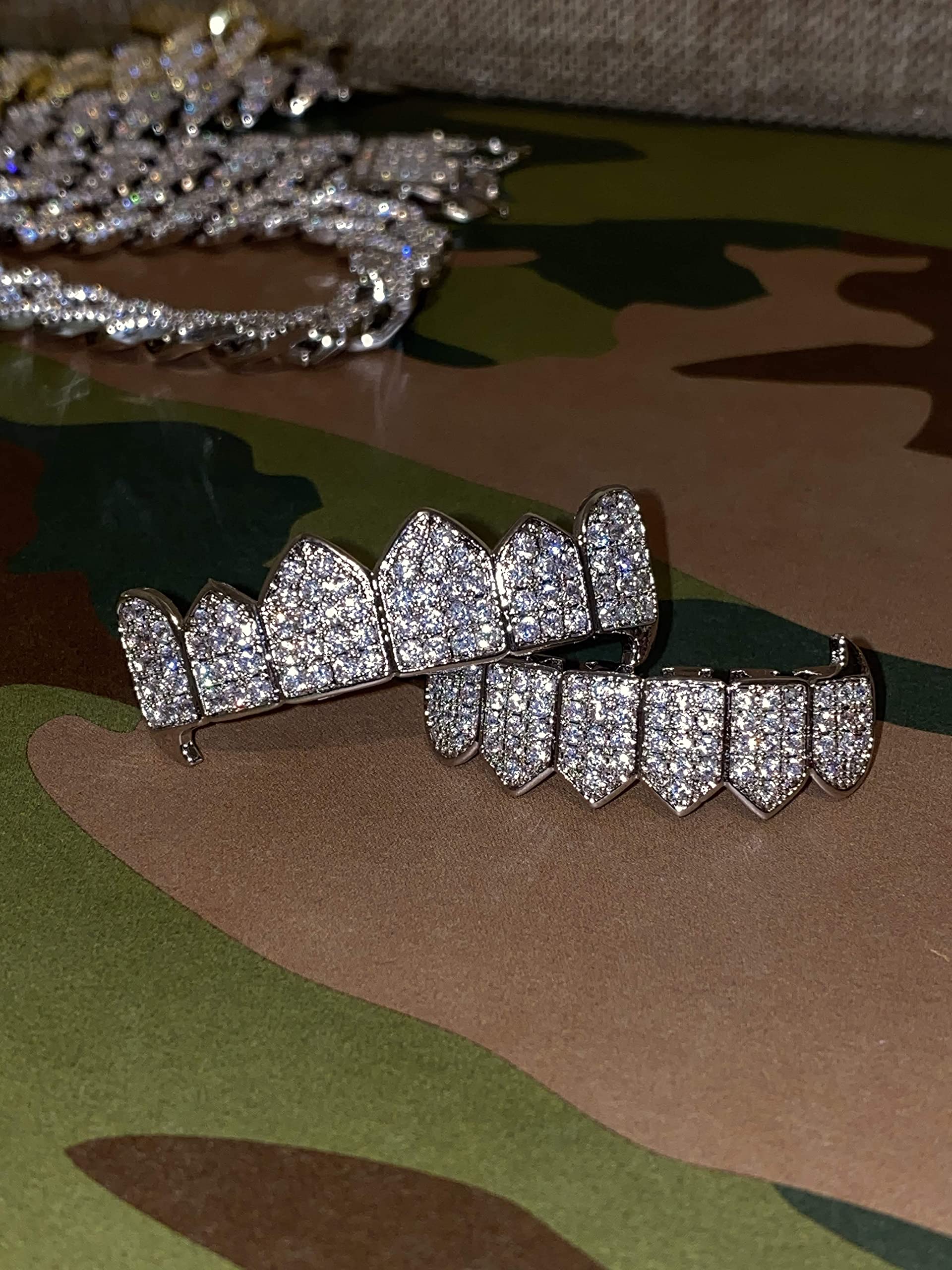 Joker White Gold Hip Hop Grillz Set - Top & Bottom Teeth Grillz with Iced Out Design - Perfect for Rappers, Performers & Hip Hop Fashion Enthusiasts - Great for Concerts, Music Videos & Streetwear Style