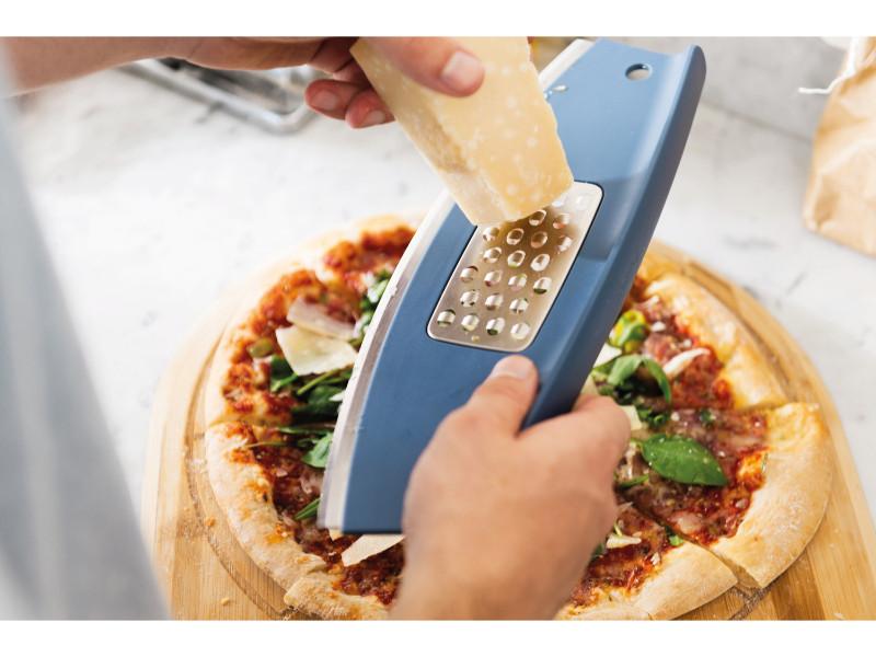 BergHOFF Leo 11.75-Inch Pizza Cutter & Cheese Grater - Blue Stainless Steel Blade - Perfect for Slicing Pizza, Grating Cheese & Serving Dishes at Home or Restaurant