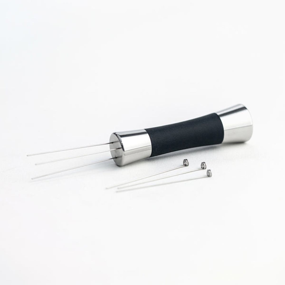 Premium WDT Tool for Espresso - Black & Silver Coffee Stirrer for Even Extraction | Perfect for Home Baristas & Coffee Enthusiasts