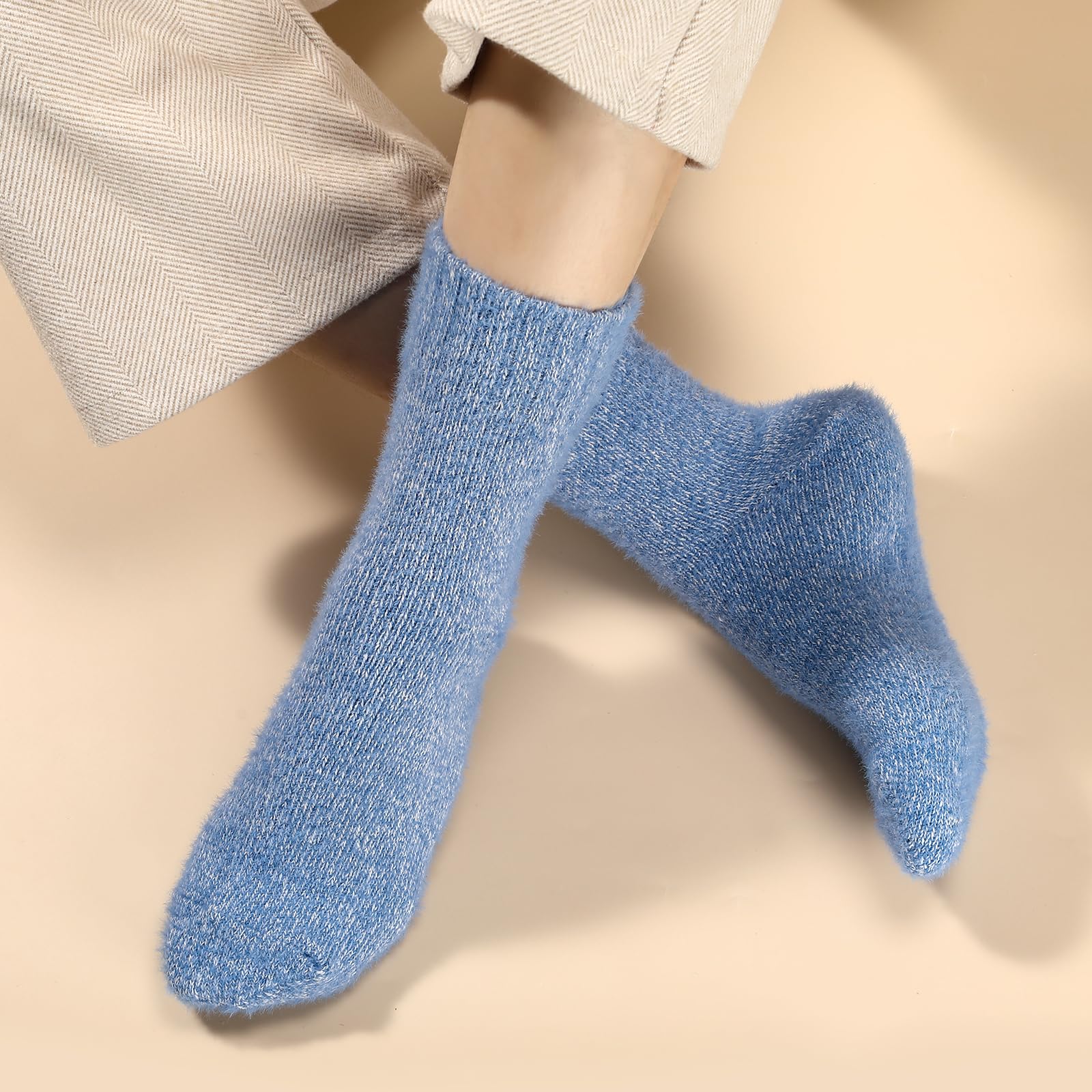 Premium Wool Socks for Women - Ultra Soft & Thick Thermal Hiking Socks (5 Pairs) - Perfect for Winter Outdoor Activities, Camping & Cold Weather Comfort