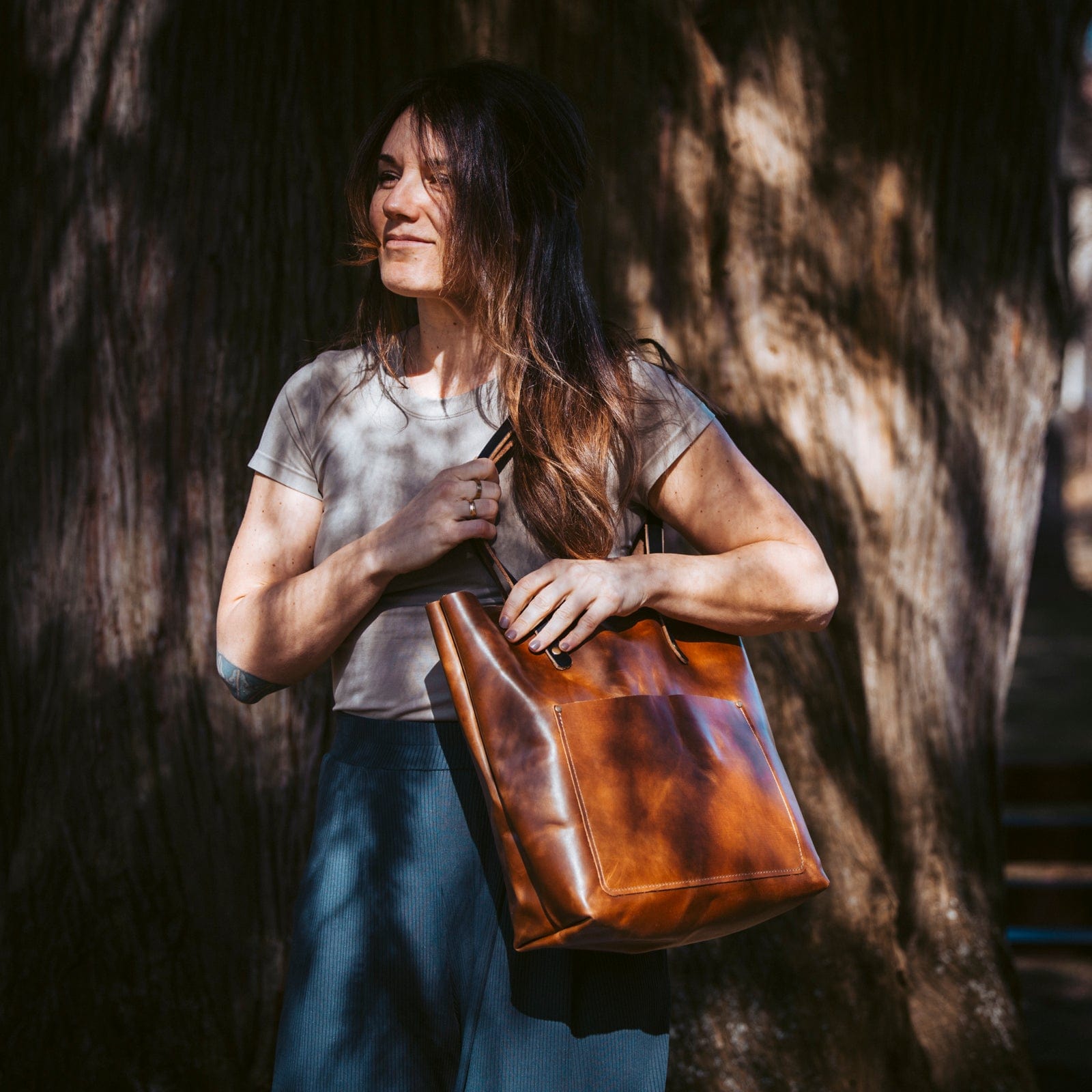 Premium Genuine Leather Tote Bag for Women - Spacious Weekender Travel Bag - Perfect for Work, Gym & Weekend Getaways