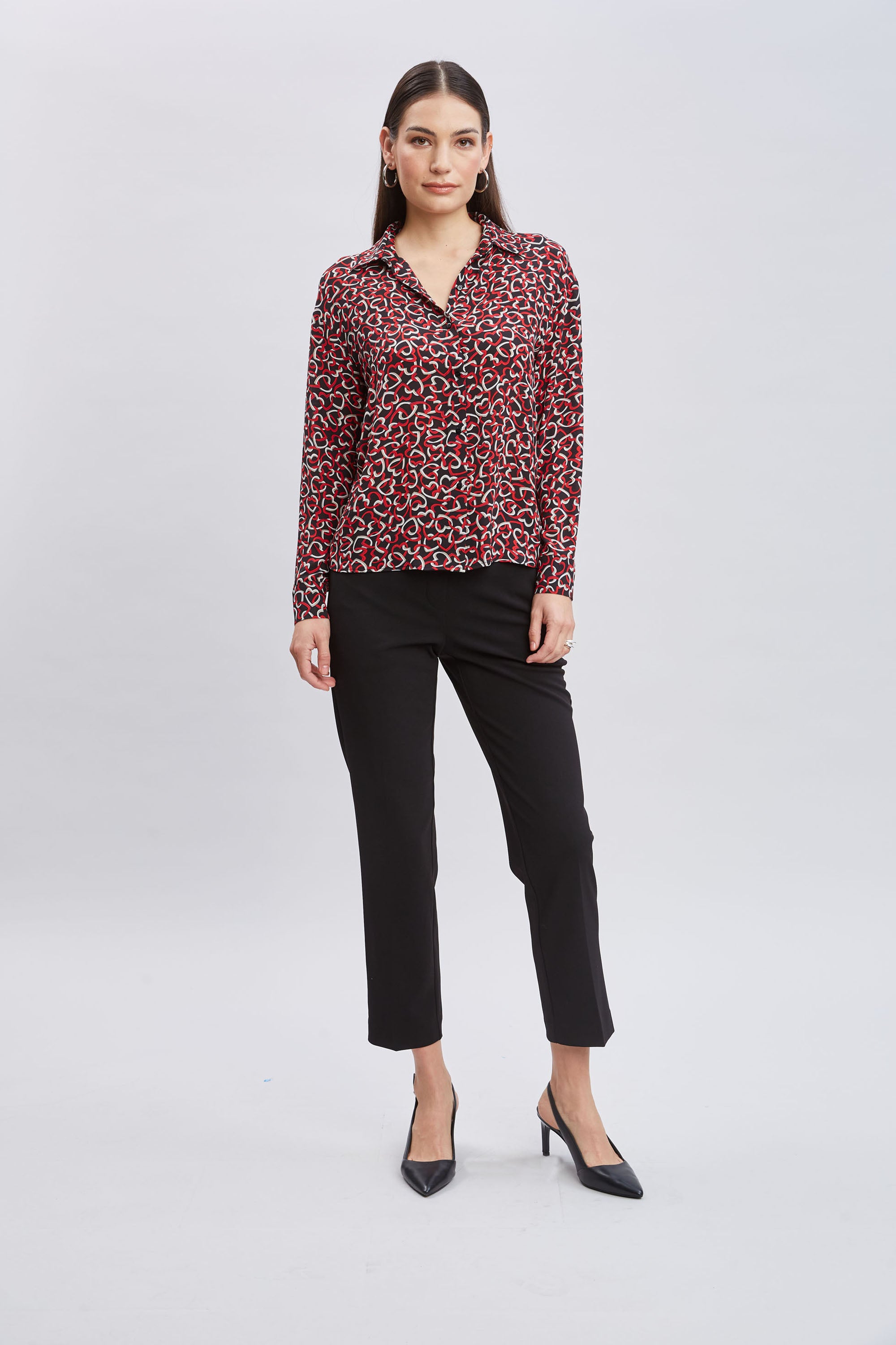 Tahari Women's Heart Link Print Blouse - Elegant Floral Button-Up Shirt for Work, Office & Casual Wear