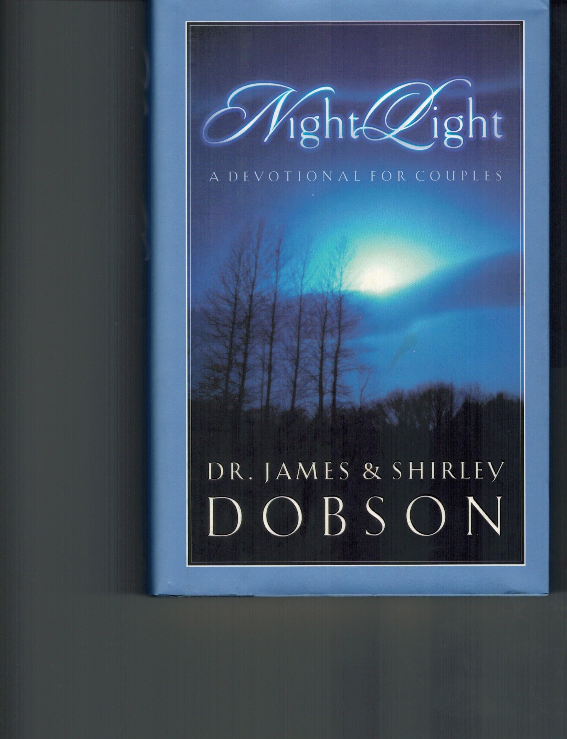 Night Light: A Devotional for Couples - Christian Marriage Devotional Book for Evening Prayer & Relationship Building - Perfect for Bedtime Couples Bible Study & Romantic Spiritual Connection