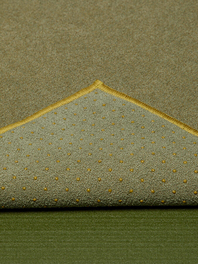Manduka Yogitoes Non-Slip Yoga Mat Towel 71
