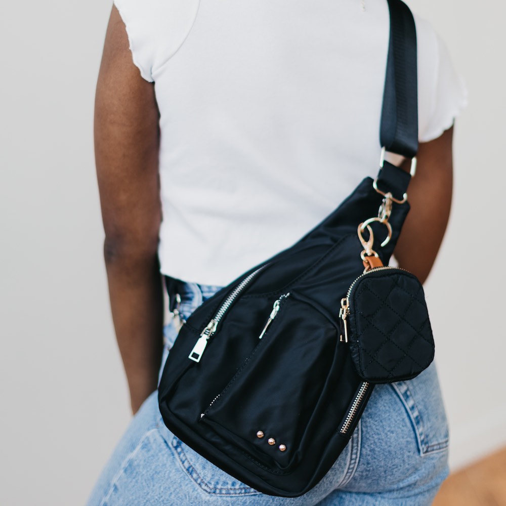 Gigi Clip On Pouch - Fashionable & Secure Waist Bag for Women - Perfect for Travel, Hiking, and Everyday Use