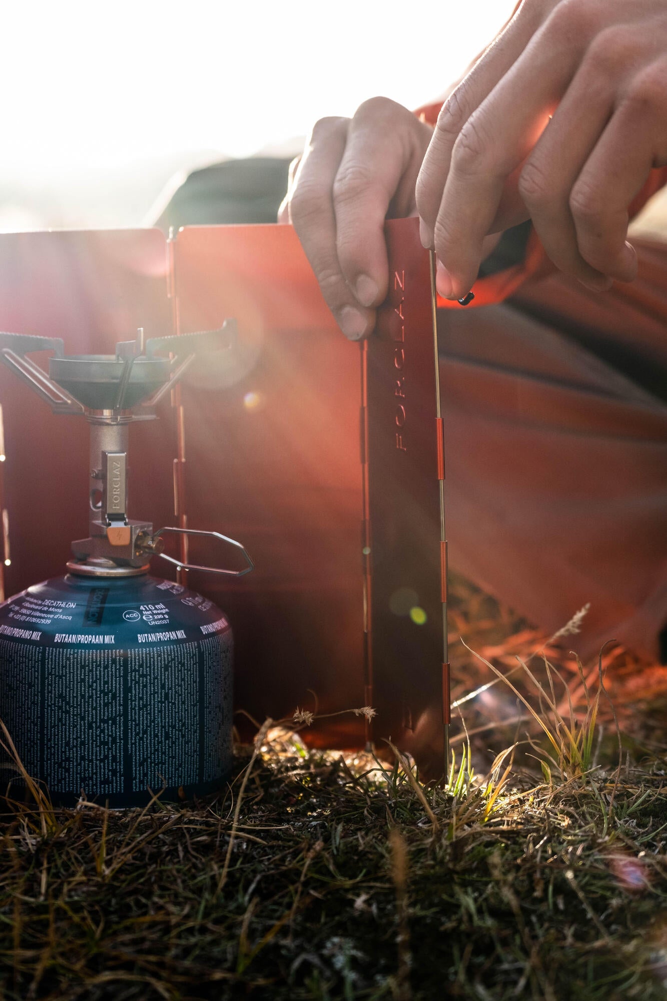 Forclaz MT500 Ultralight Compact Backpacking Stove with Piezo Ignition - Perfect for Hiking, Camping & Outdoor Adventures