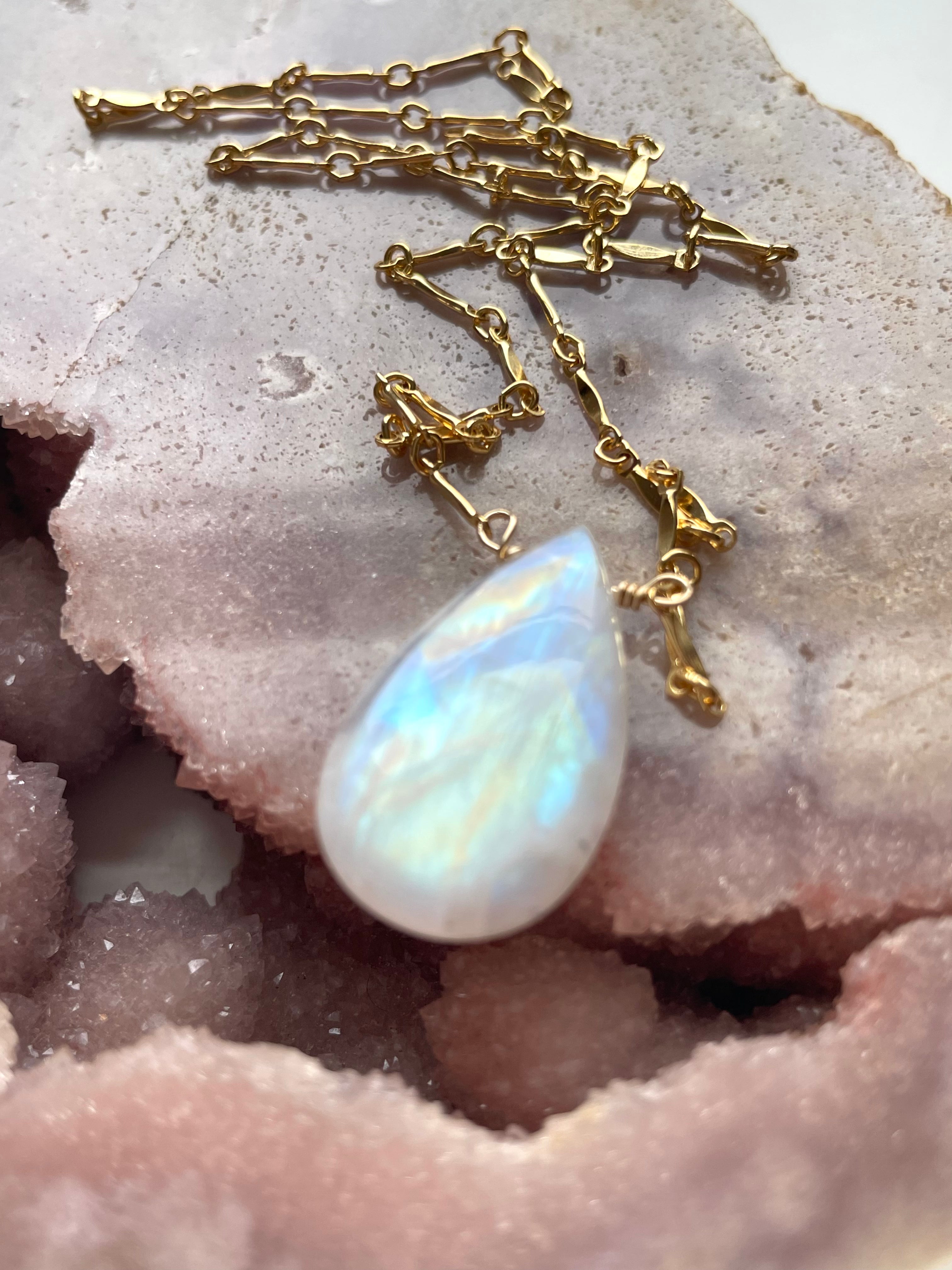 Large Statement Rainbow Moonstone Necklace 14K Gold Filled – Elegant Boho Jewelry for Women, Perfect for Weddings, Parties & Everyday Wear