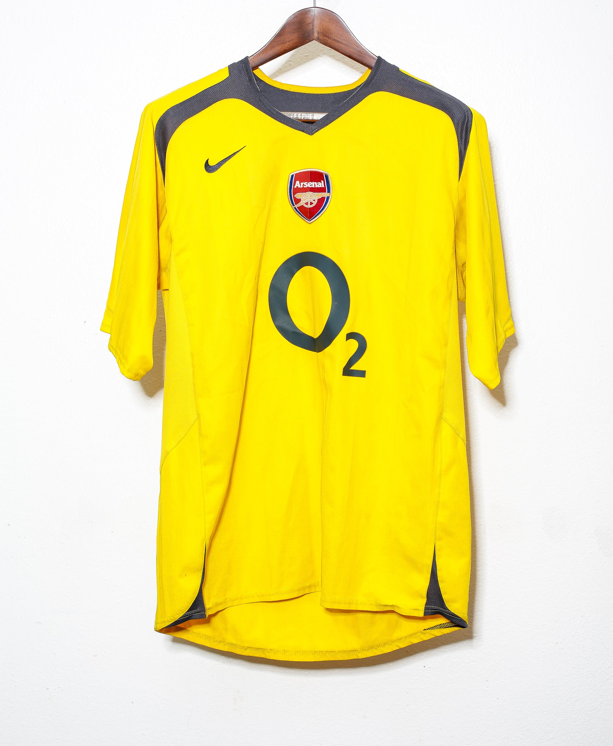 2005 Arsenal Away #14 Henry Jersey XL - Authentic Football Shirt for Fans & Collectors - Perfect for Matches, Gifts & Memorabilia