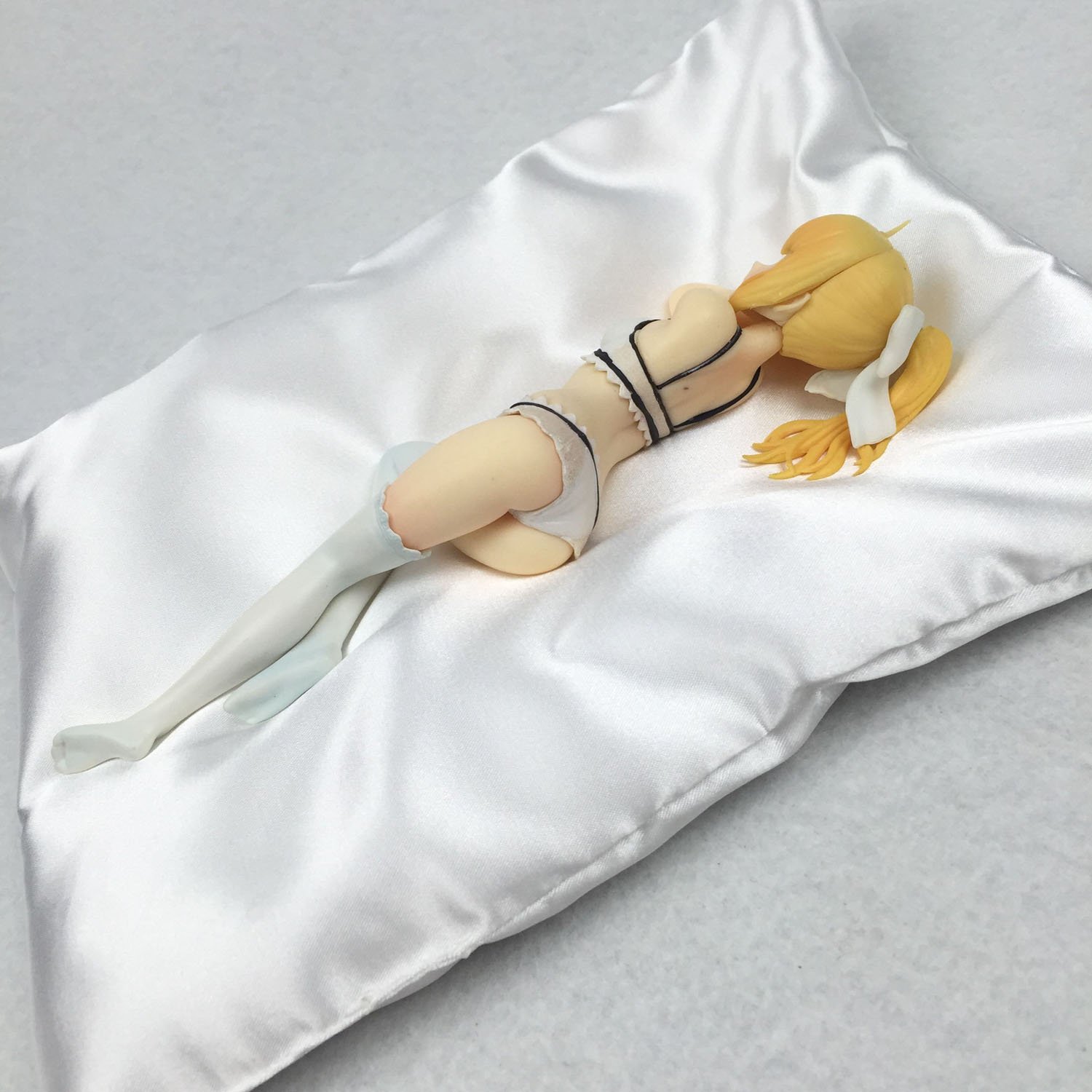 Fate/Stay Night Saber Lily Lingerie Style 1/8 Scale PVC Anime Figure - Perfect for Anime Collectors, Display, and Cosplay Inspiration
