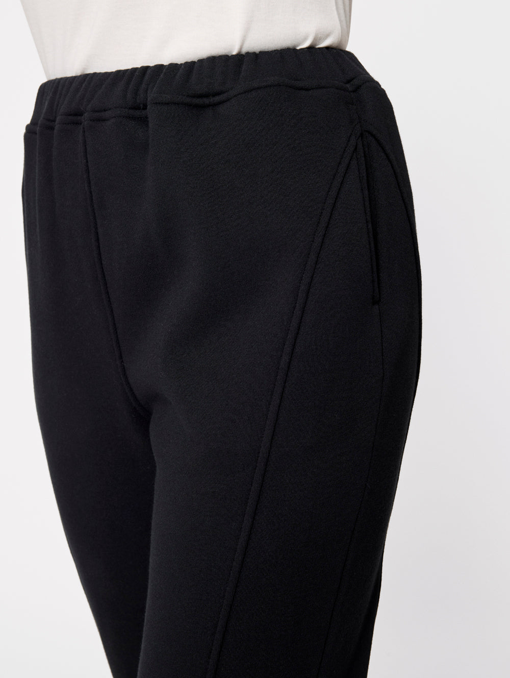 Snowy Mountain Fleece Slim-Fit Short-Length Pants for Women - Cozy Winter Hiking & Outdoor Activities
