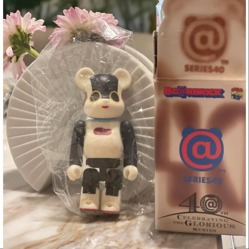 Bearbrick Series 40 SF ROBI Robot Bear 100% Collectible Figure - Perfect for Anime Fans, Toy Collectors & Home Decor Display