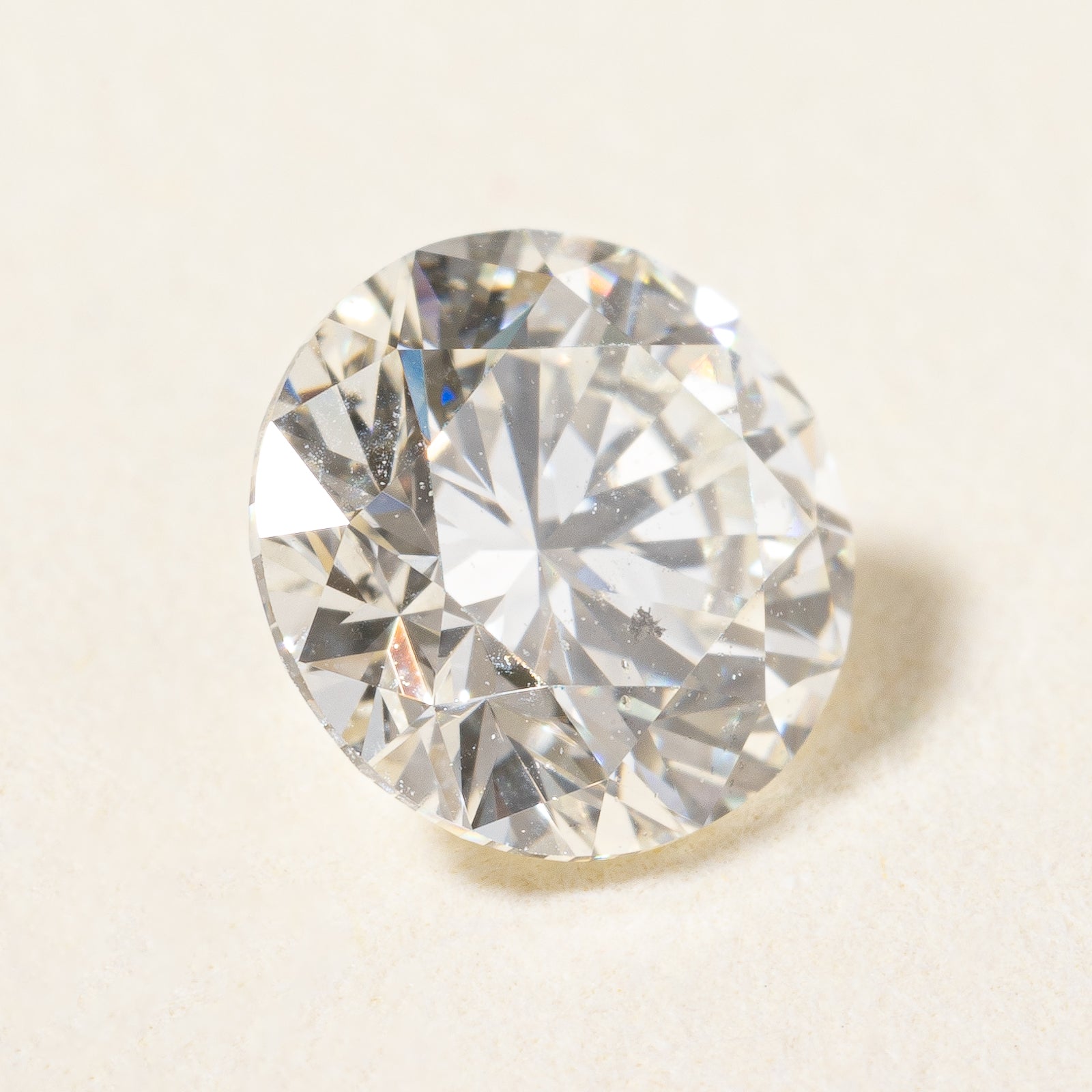 GIA Certified 0.70 Carat Round Brilliant Cut Loose Diamond - Ideal for Engagement Rings & Fine Jewelry Making