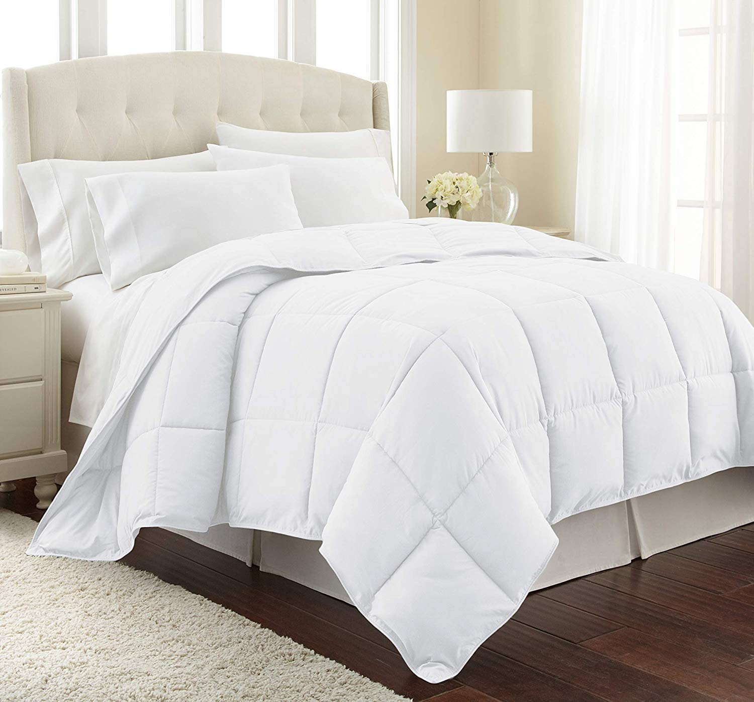 Premium 3-Piece Comforter Set - Ultra Soft All-Season Down Alternative Bedding with 2 Pillow Shams | Quilted Duvet Insert | Machine Washable (Oversized King, White) for Luxury Bedroom & Guest Room Decor