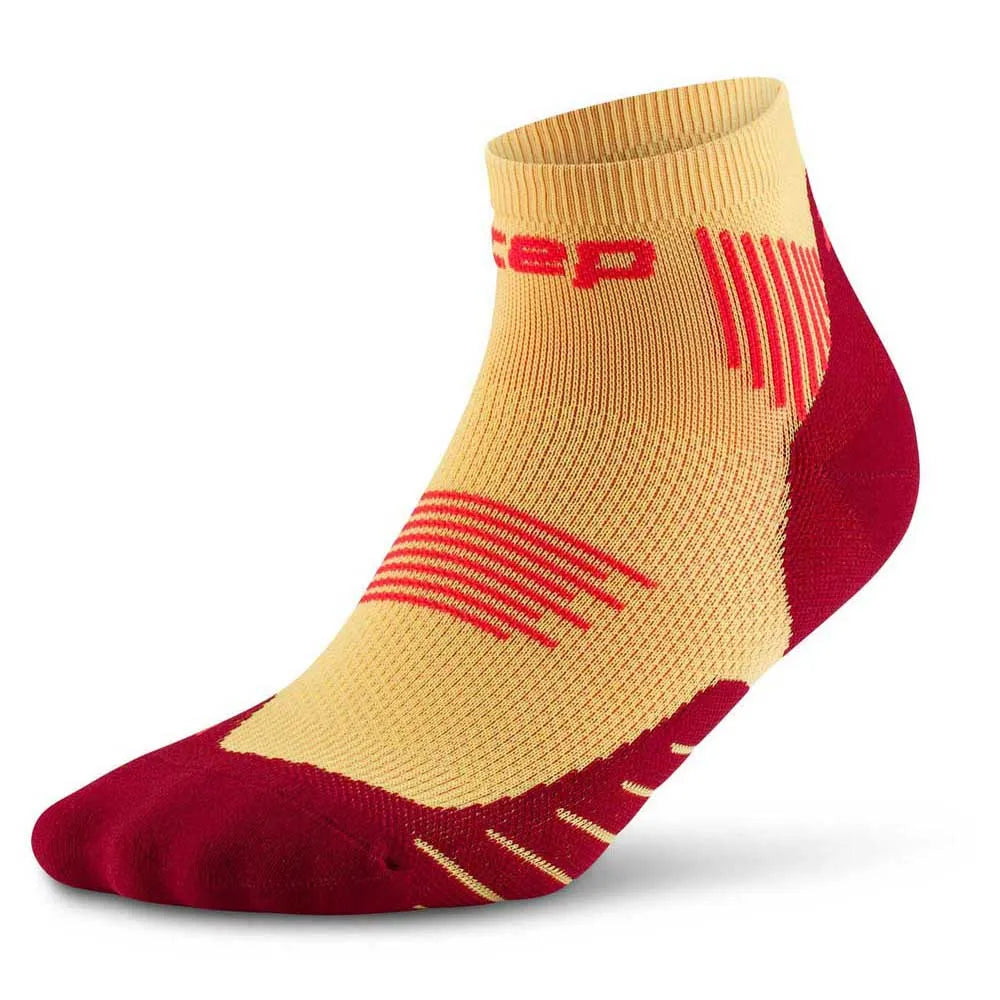 CEP Men's Running Socks Low Cut 5.0 - Breathable Performance Athletic Socks for Marathon & Training (Marigold/Burgundy) - Ideal for Jogging, Gym Workouts & Outdoor Sports