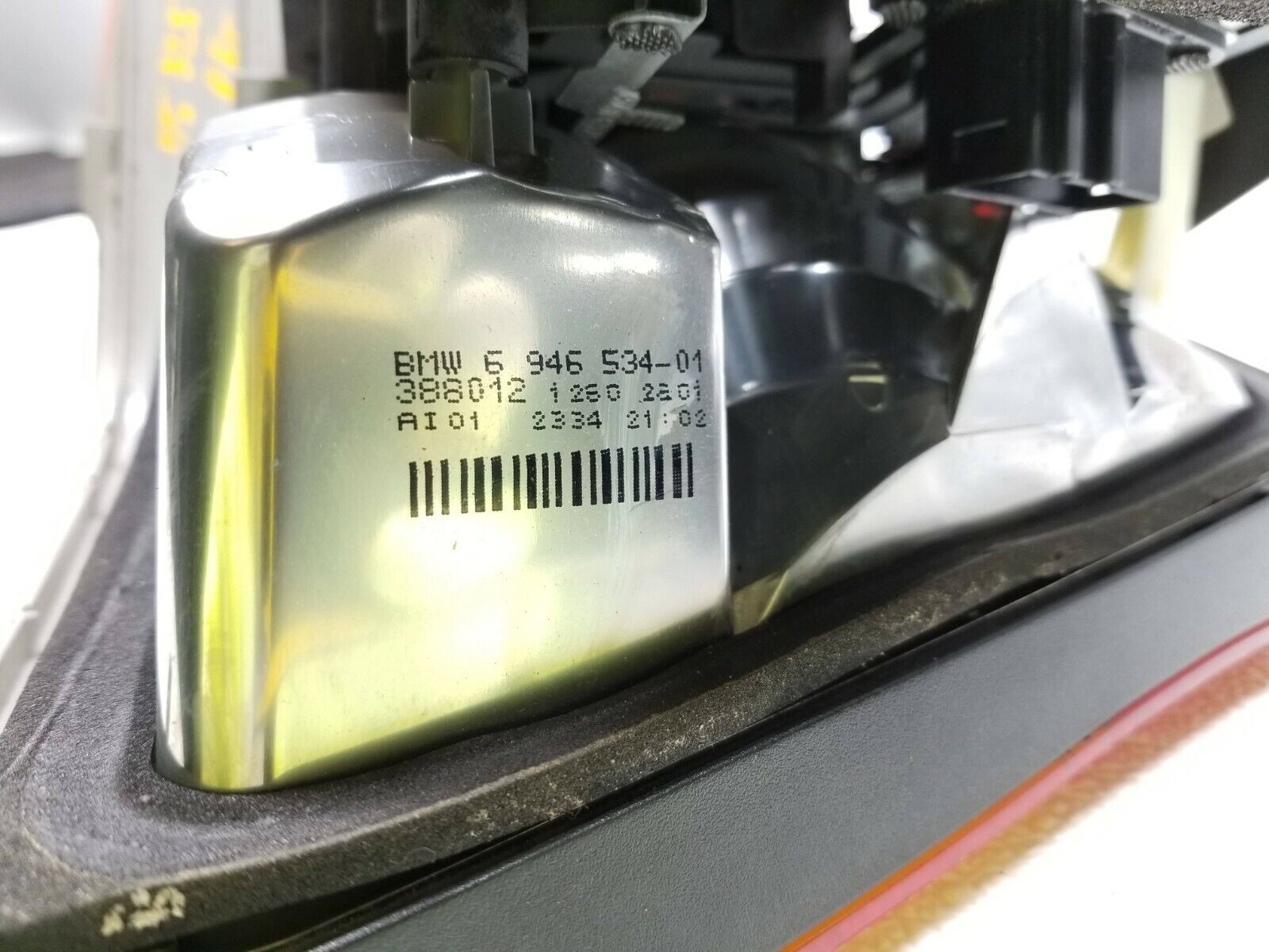 BMW E46 Sedan Right Passenger Tail Light OEM Replacement - Compatible with 2001-2005 Models - Perfect for Night Driving & Car Restoration Projects