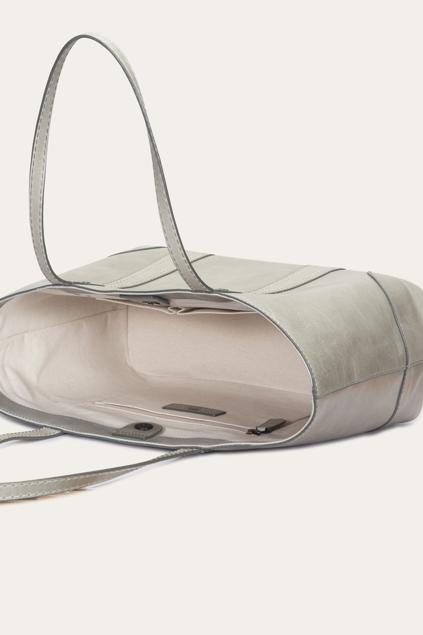 Melissa Shopper Willow - Stylish & Durable Women's Handbag for Work, Travel & Everyday Use | Perfect for Office, Shopping & Casual Outings