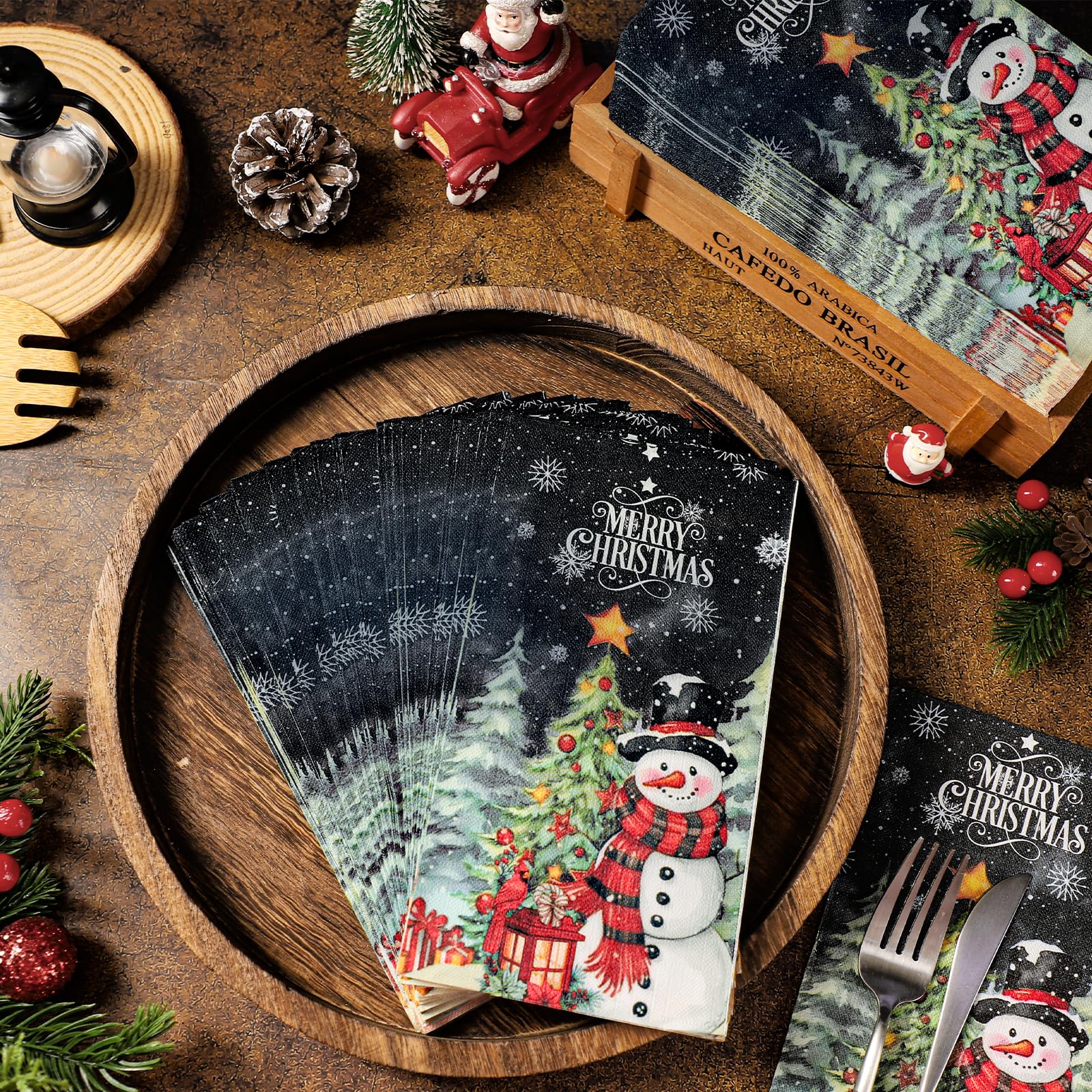 Cholemy 200-Pack Christmas Guest Napkins - 2-Ply Disposable Paper Hand Towels for Holiday Parties, Winter Decorations & Baby Showers - Cute Snowman Design - Perfect for Bathroom, Kitchen & Festive Gatherings