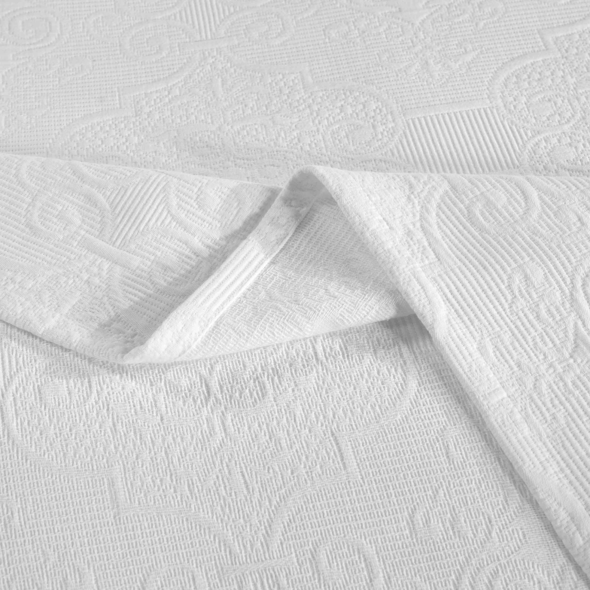 Florin Cotton Matelassé Jacquard Bedspread Set with Scrolling Medallion Design - Luxury Queen/King Size Bedding for Master Bedroom, Guest Room & Hotel Decor