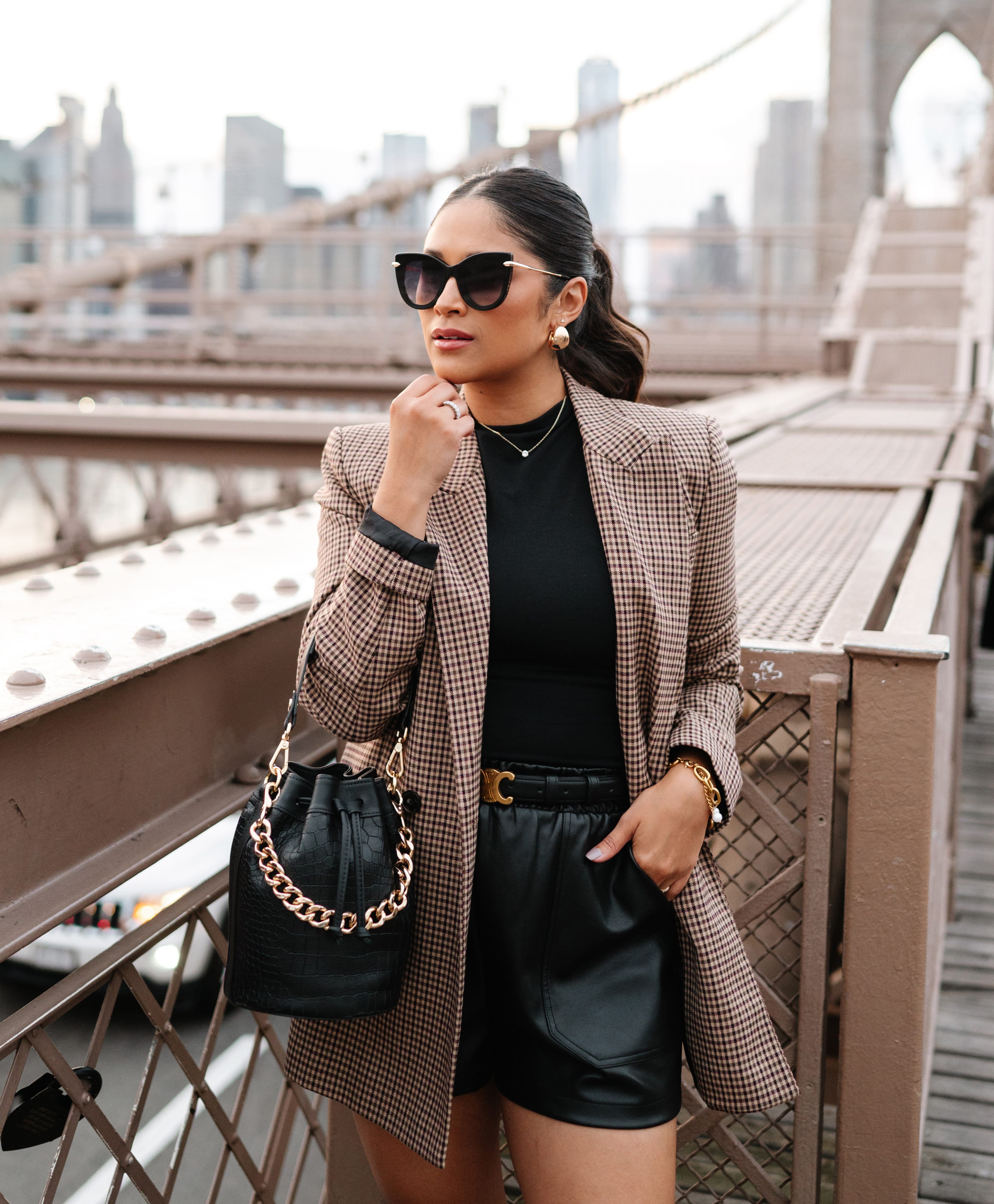 Stylish Brooklyn Bucket Bag for Women - Trendy Crossbody Shoulder Purse with Adjustable Strap, Perfect for Travel, Shopping & Everyday Use