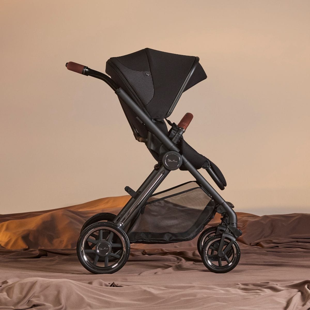 Silver Cross Reef 2 Stroller with Folding Bassinet - Lightweight Travel System for Newborns & Toddlers | Perfect for City Walks, Beach Trips & Air Travel
