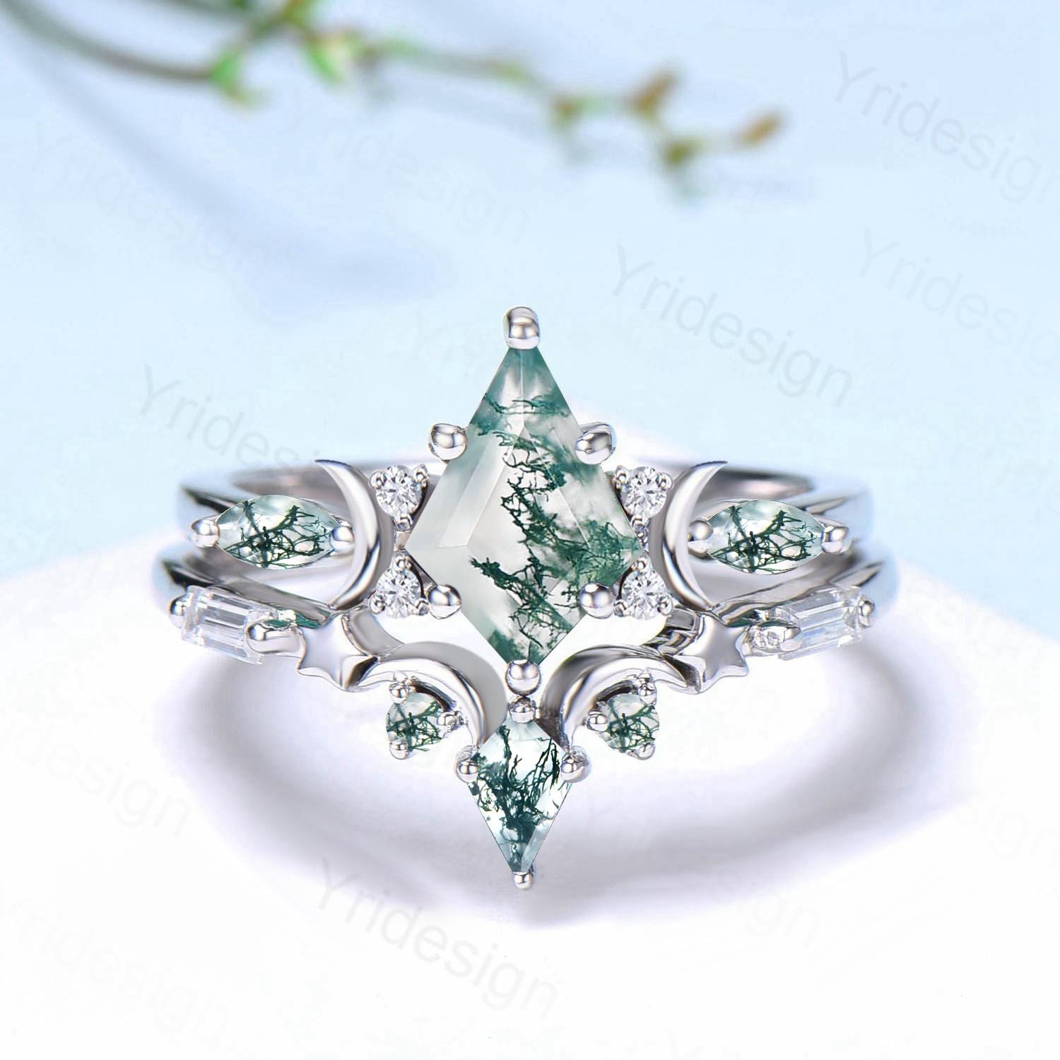Handmade Black Gold Kite Cut Moss Agate Ring - Unique Crescent Moon Star Engagement Ring, Art Deco Bridal Wedding Set, Anniversary Gift for Her - Perfect for Proposals, Weddings & Romantic Occasions