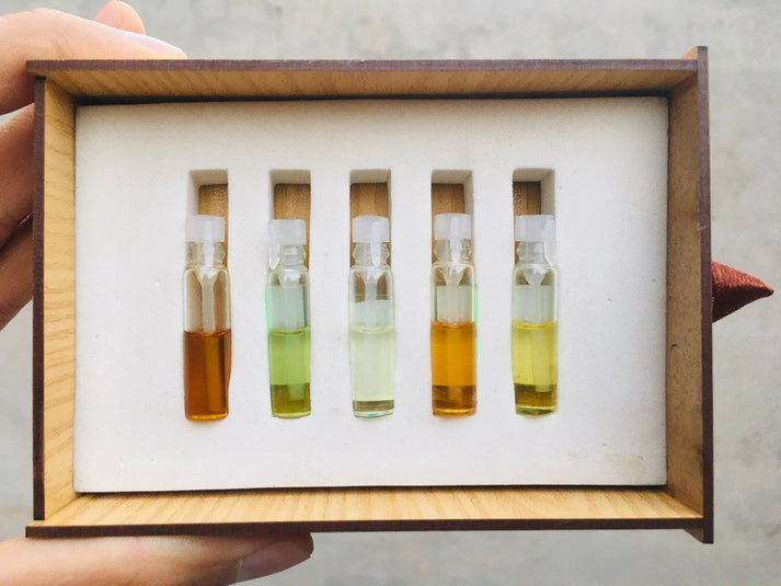Discovery Samples Box - Top 5 Premium Grade Perfume Oils (1.2ml Each, Choose Your Scents) - Perfect for Travel, Gifting & Fragrance Testing