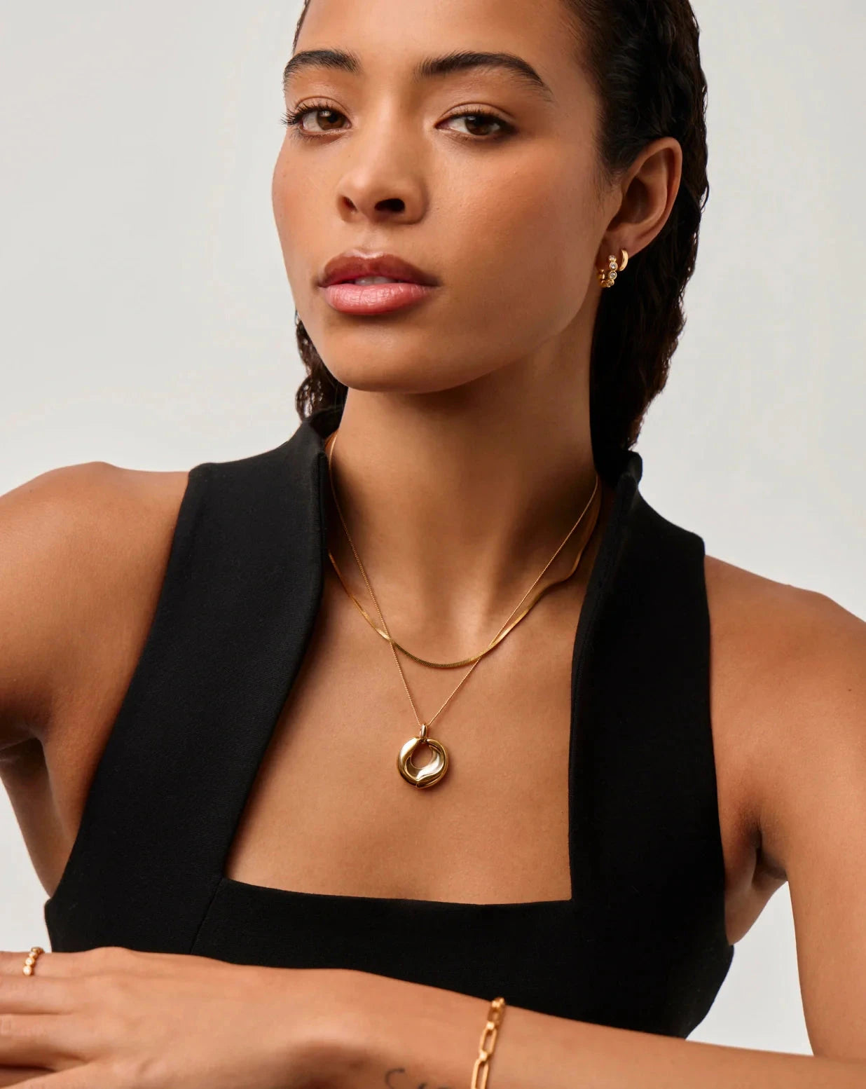 Elegant Sculptural Ridge Molten Pendant Necklace - 18k Gold Plated Jewelry for Women | Perfect for Evening Parties, Date Nights & Special Occasions