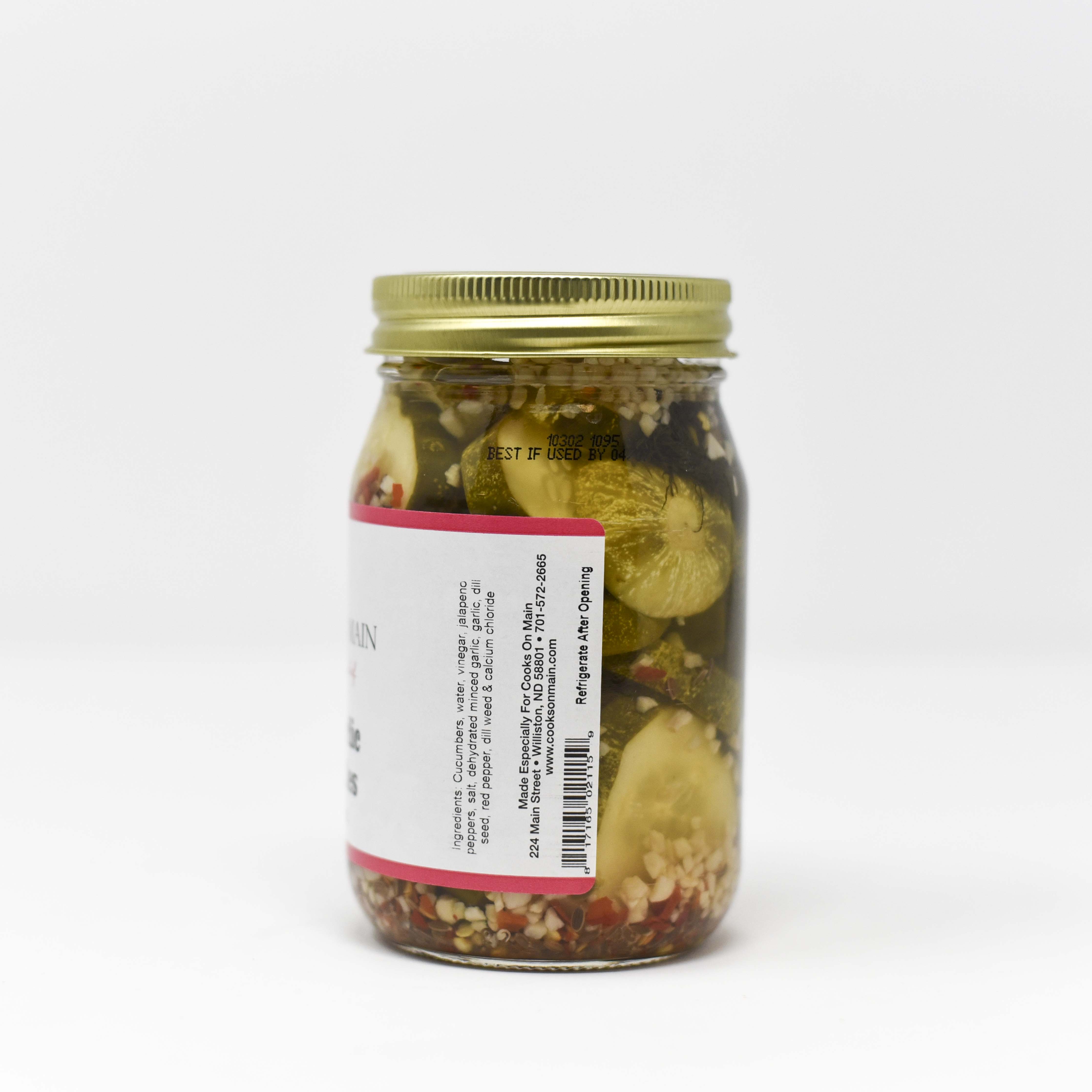 Spicy Garlic Dill Pickles - Crunchy, Tangy & Flavorful - Perfect for Burgers, Sandwiches & Snacking - 16oz Jar