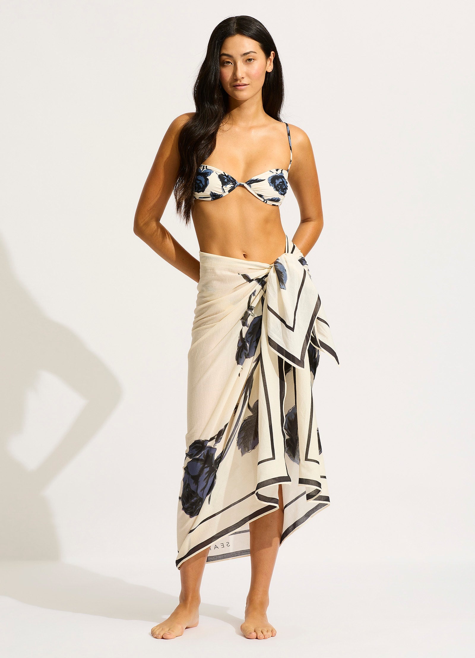 Rococo Black Sarong Wrap - Stylish Beach Cover Up for Women, Summer Vacation, Poolside Lounging