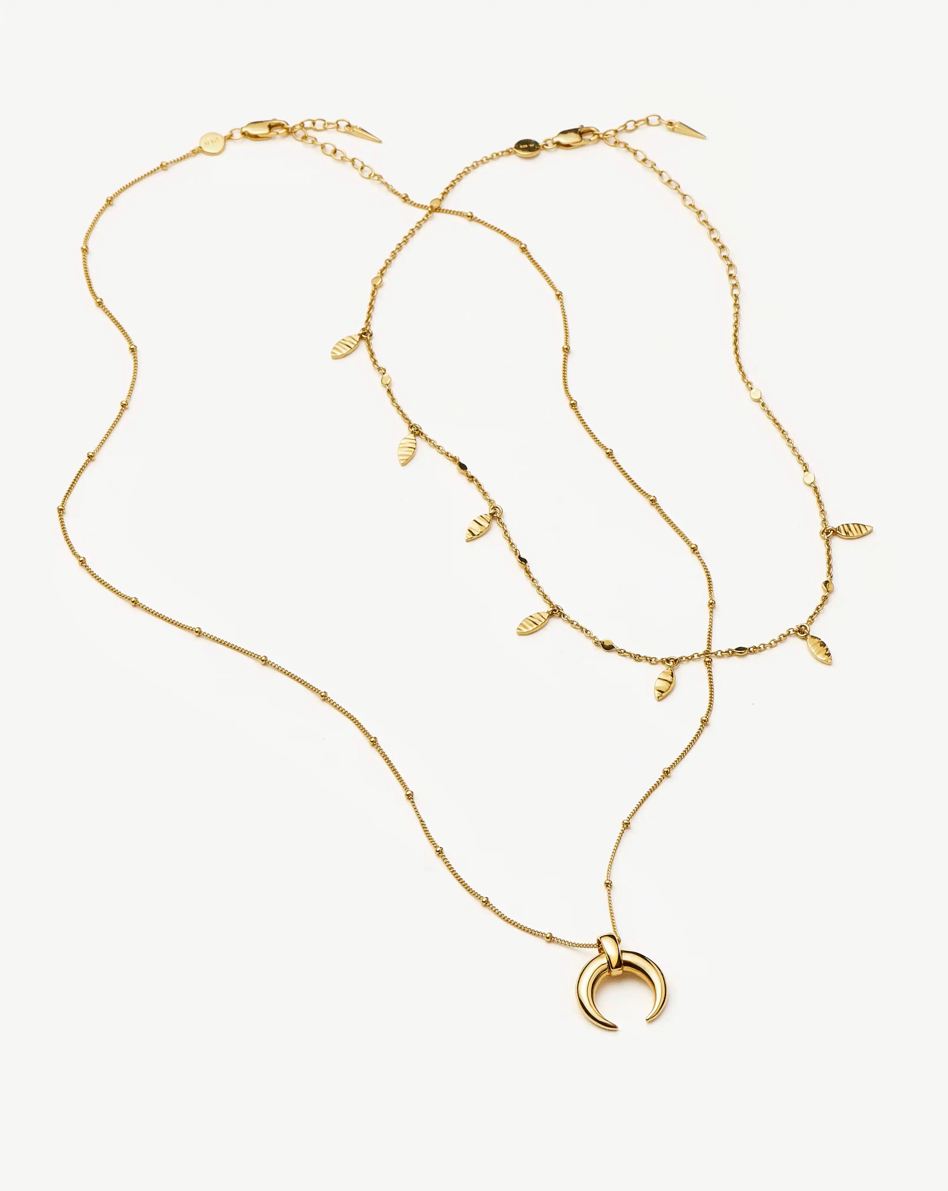 Lucy Williams 18K Gold Plated Horn Necklace & Leaf Charm Choker Set - Elegant Bohemian Jewelry for Women, Perfect for Festivals, Parties & Everyday Wear