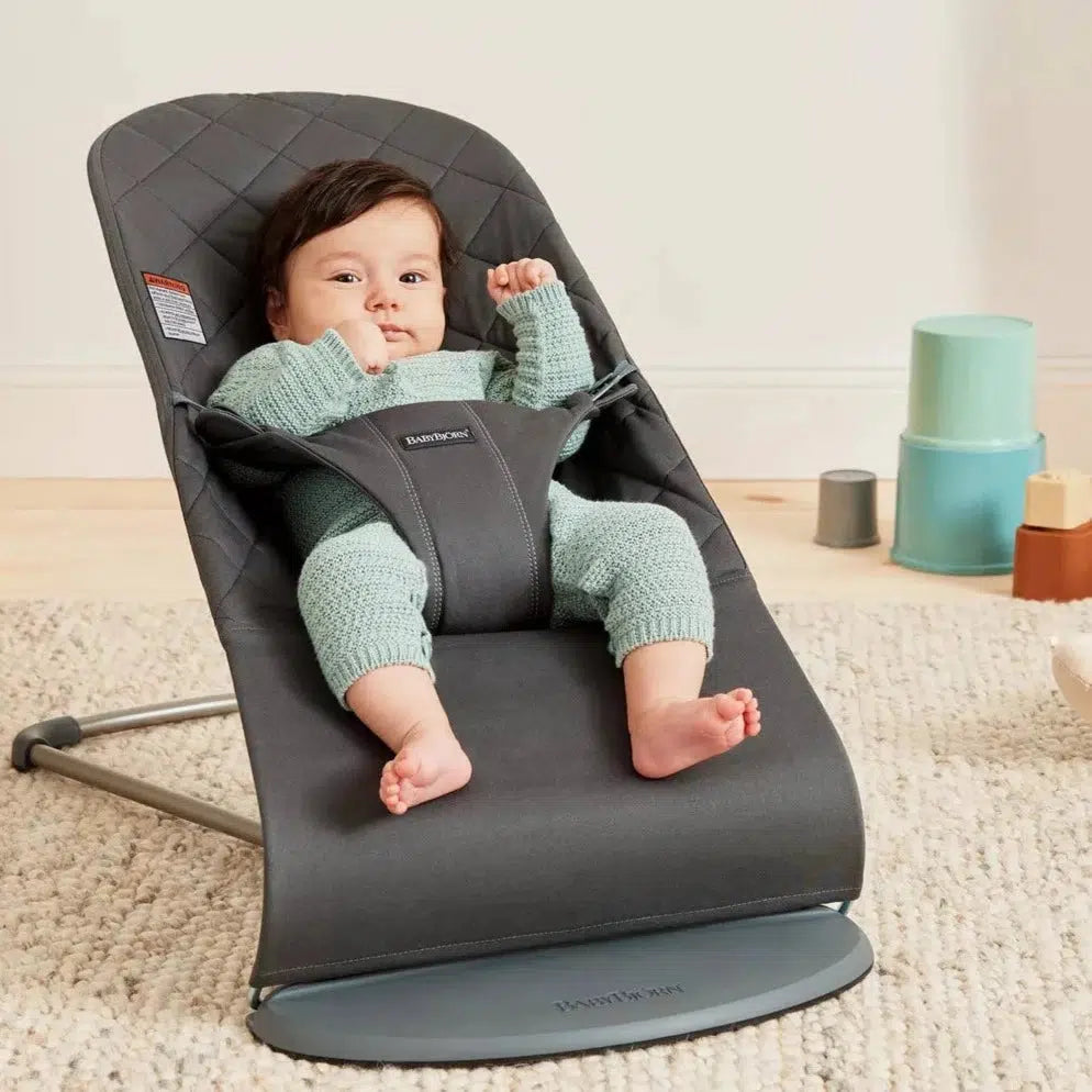 Baby Bjorn Bouncer Bliss Woven Classic Quilt Anthracite - Premium Baby Rocker for Newborns & Infants - Perfect for Nursery, Playtime & Soothing Fussy Babies