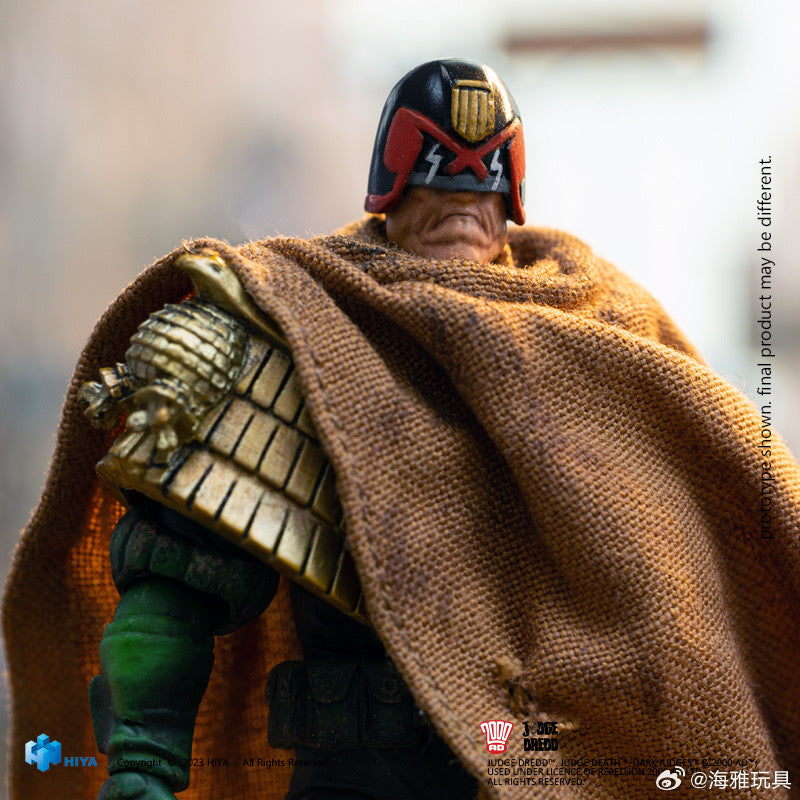 1/18 HIYA 4-Inch Action Figure - Exquisite Mini Series Cursed Earth Judge Dredd Collectible Toy for Display & Play | Perfect for Comic Fans & Collectors