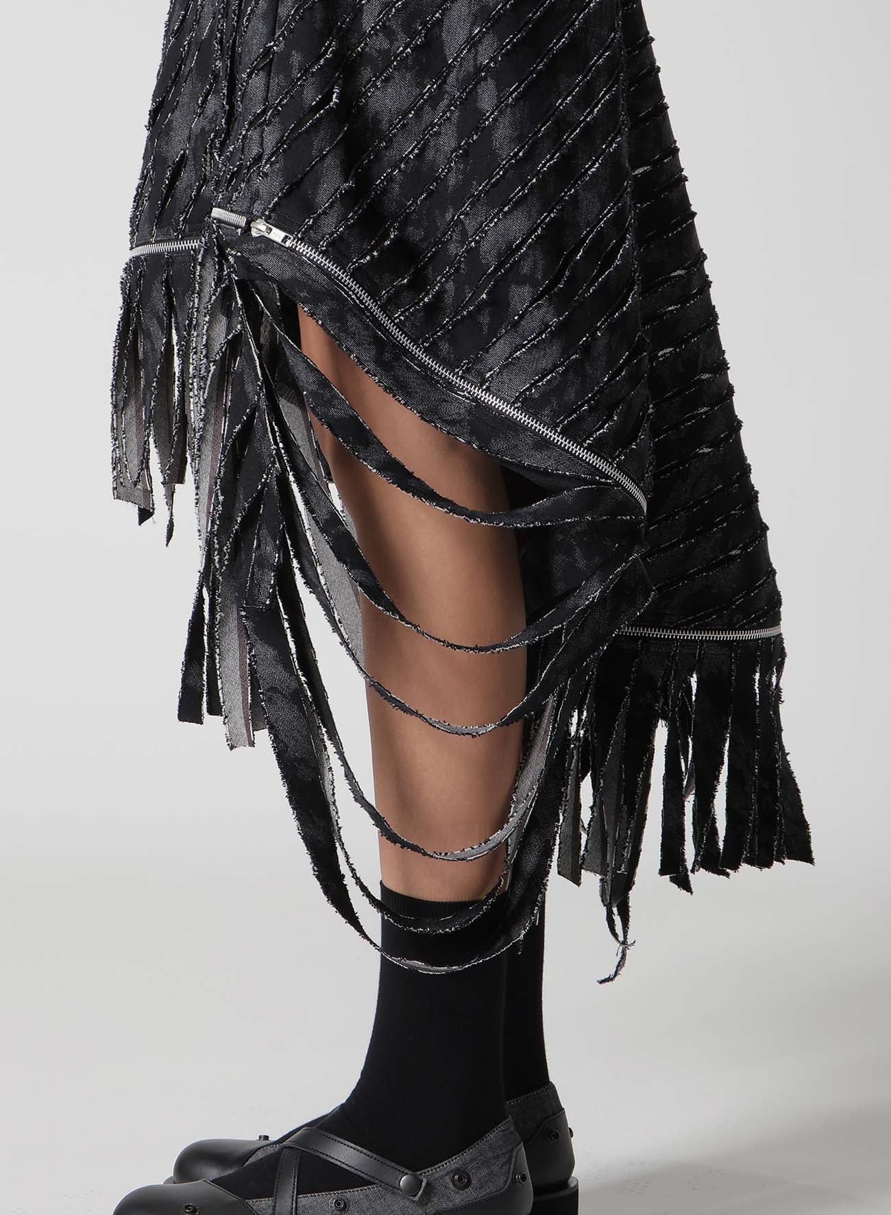 Stylish Denim Skirt with Slash Detail & Zip Panel - Perfect for Casual Outfits, Streetwear, and Everyday Wear
