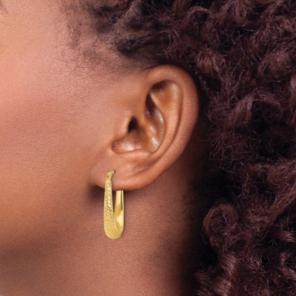 14K Gold Diamond Cut Hoop Earrings for Women - Elegant Dainty Huggie Hoops - Perfect for Everyday Wear, Parties & Gifts