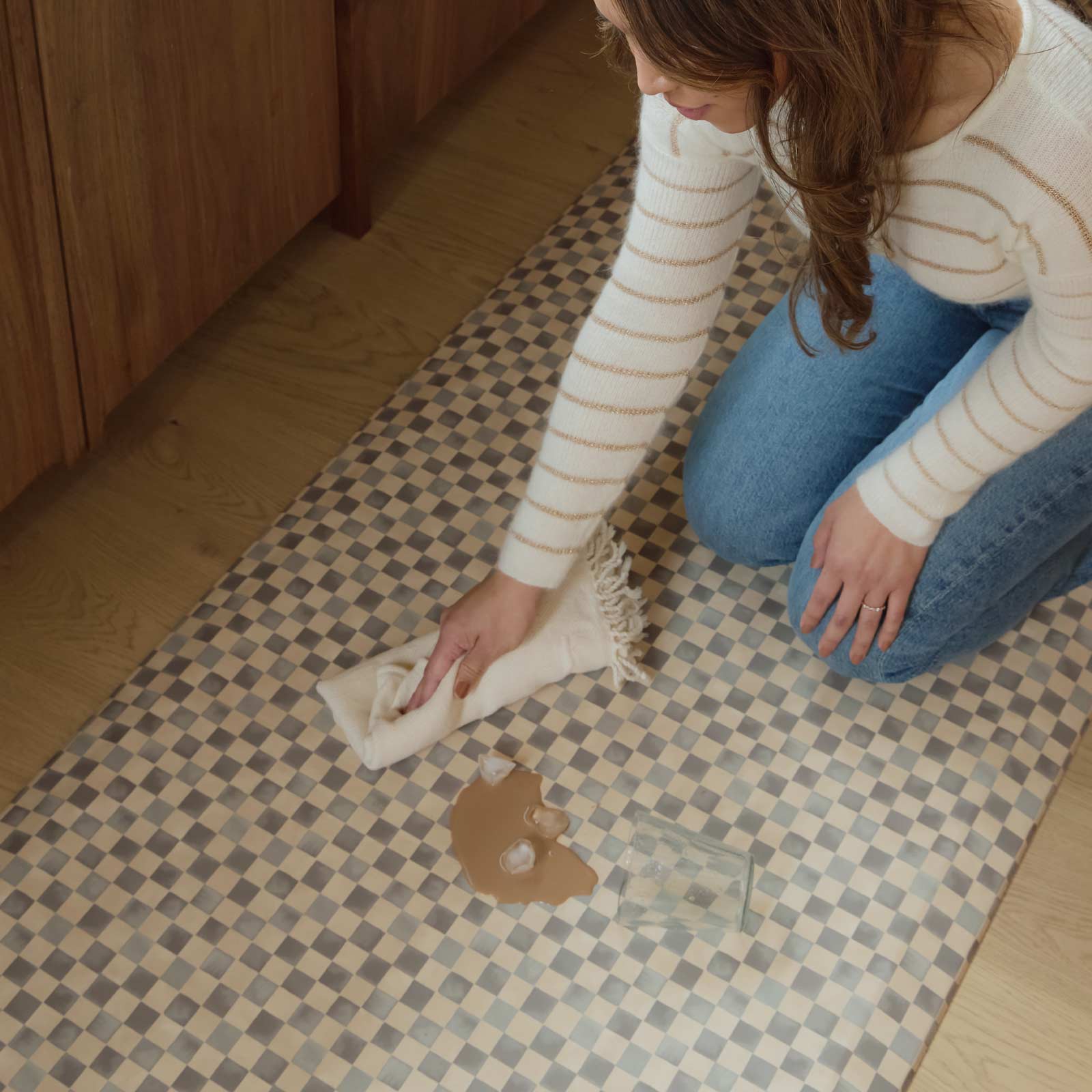 Nama Anti-Fatigue Standing Mat with Checker Design - Comfortable Floor Mat for Workstations, Kitchens & Home Offices - Reduce Foot Pain & Improve Posture