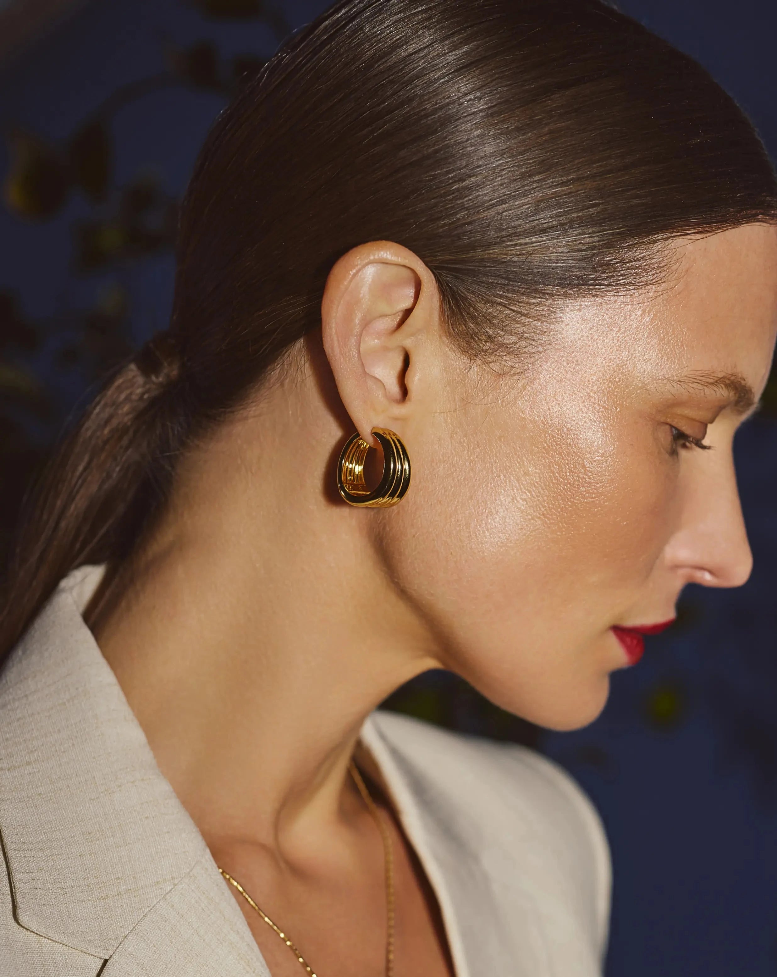 Savi Triple Ridge Medium Hoop Earrings - 18k Gold Plated Women's Jewelry for Everyday Wear & Special Occasions