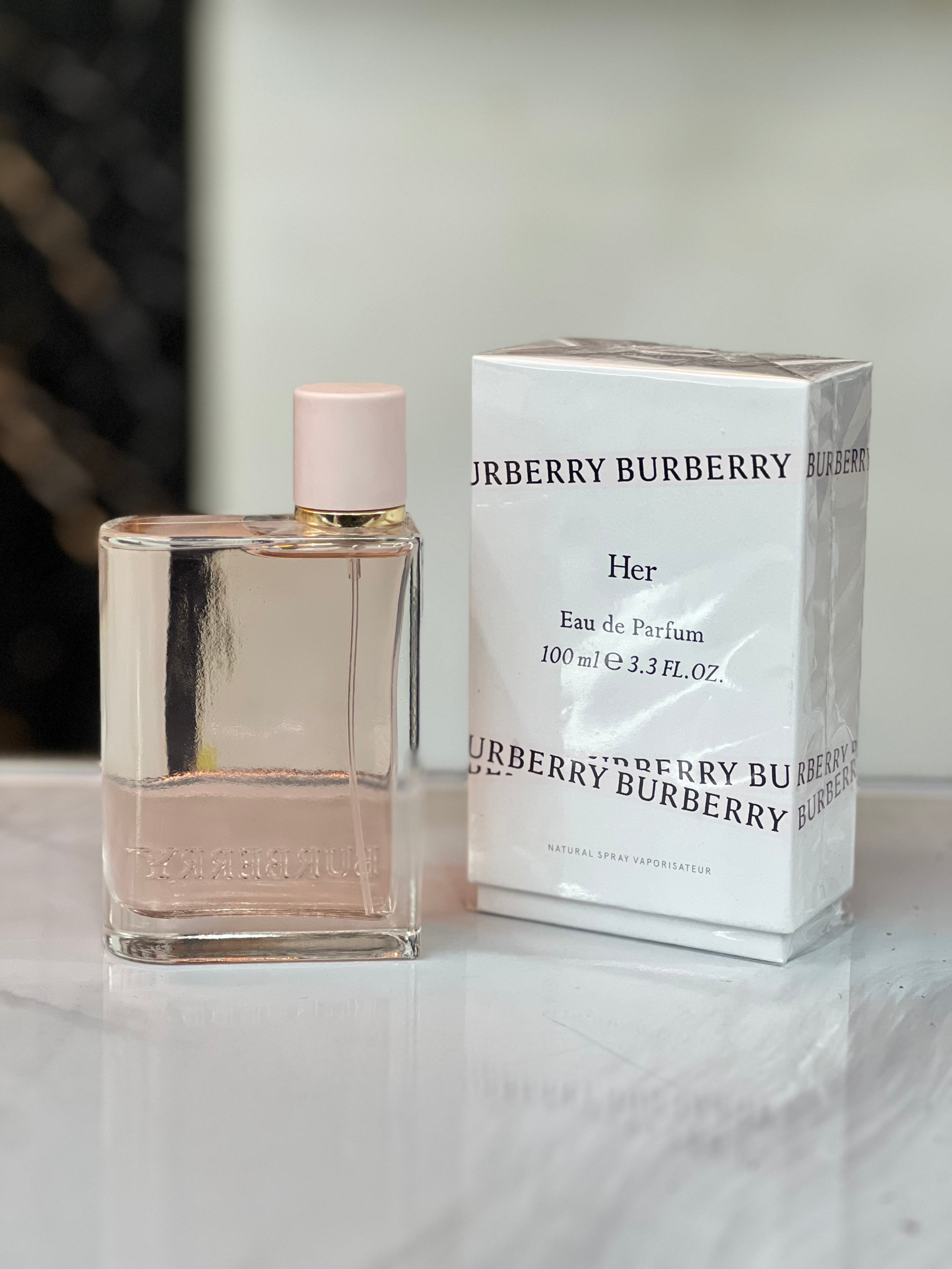 Burberry Her Eau de Parfum for Women - Floral Fruity Fragrance, Long-Lasting Luxury Perfume | Perfect for Date Nights, Office Wear & Special Occasions