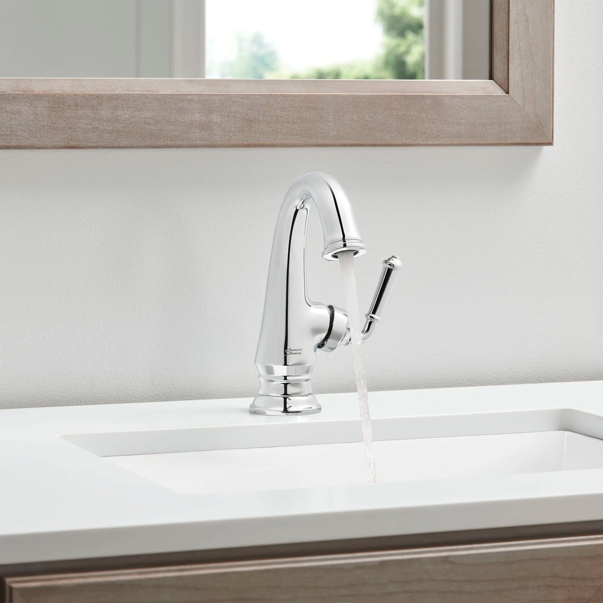 Delancey® Single Hole Single Handle Bathroom Faucet 1.2 GPM/4.5 LPM - Modern Water-Saving Bathroom Sink Faucet with Lever Handle - Perfect for Small Bathrooms, Powder Rooms & Vanities