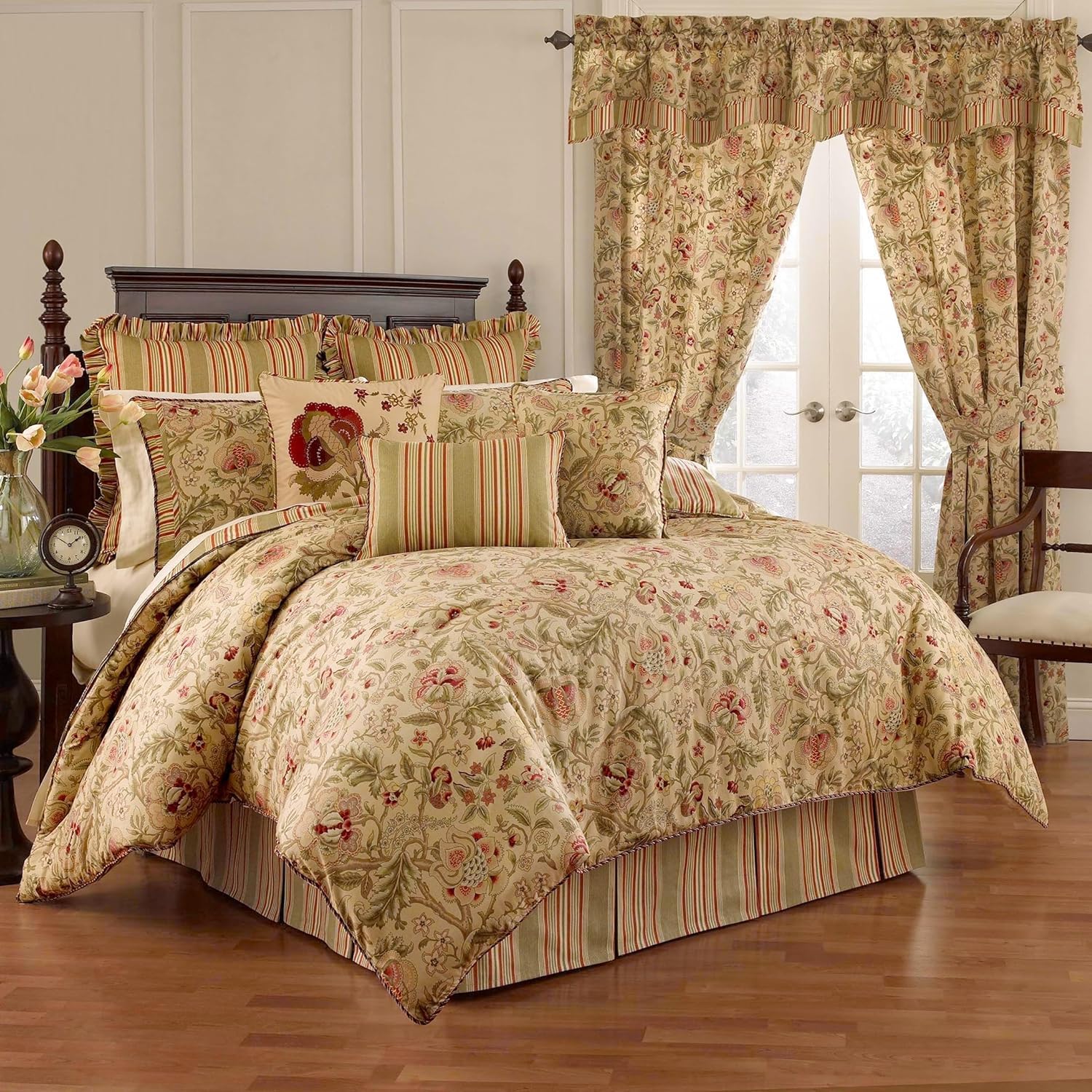 Waverly Imperial Dress Jacobean Floral Reversible 4-Piece Comforter Set - Soft All Season Bedding, Full/Queen Size, Antique Design for Cozy Bedroom Decor & Guest Room Styling