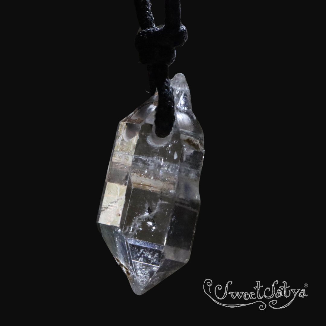 Himalayan Quartz Necklace for Women - Natural Healing Crystal Pendant Jewelry for Meditation, Yoga & Spiritual Balance | Gift for Her