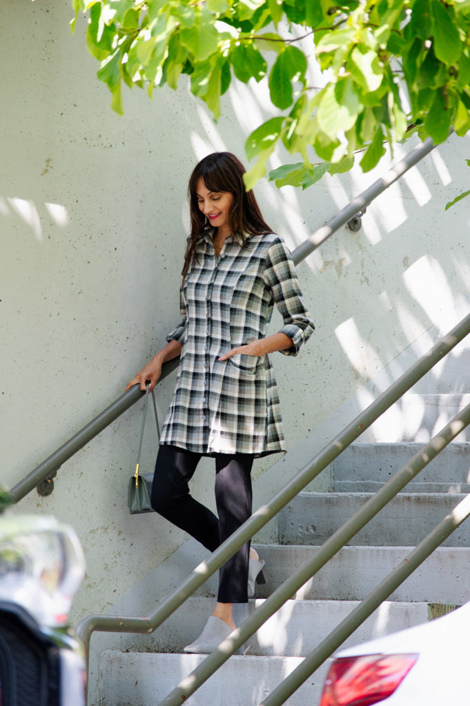 Larissa Tunic Top - Black Retro Plaid Cotton Flannel Shirt for Women | Vintage Style Fall & Winter Fashion | Perfect for Casual Outfits, Office Wear and Holiday Parties