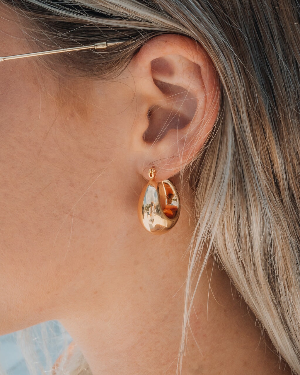 Nova Chunky Tube Hoop Earrings for Women - Trendy Gold & Silver Hollow Circle Earrings for Everyday Wear, Party & Date Night