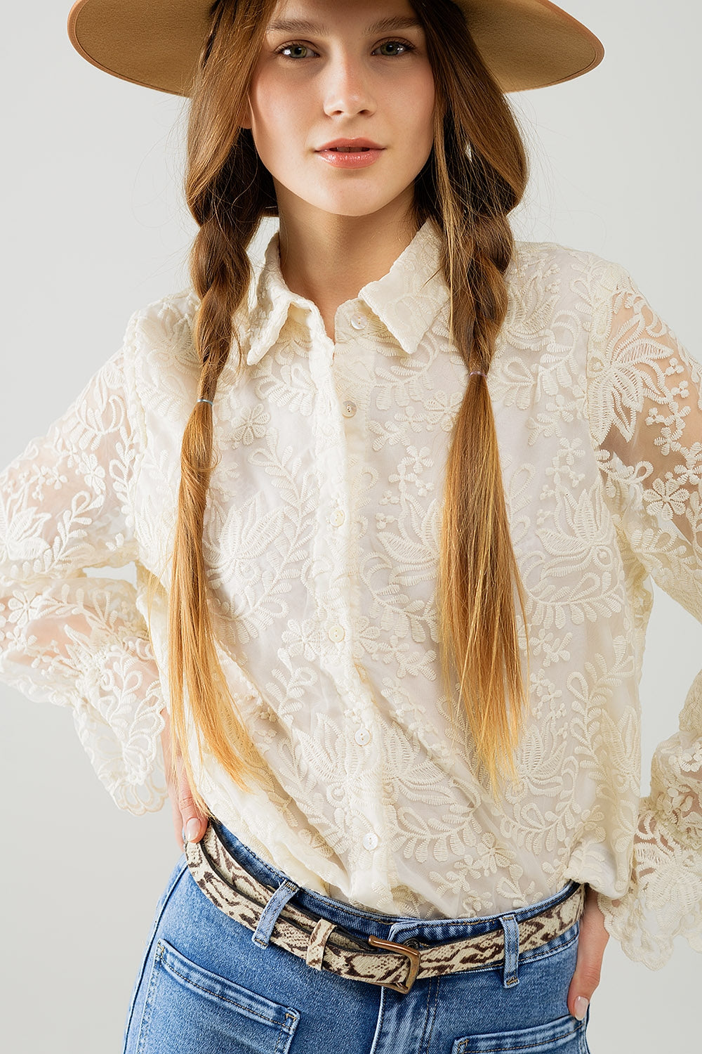 Elegant Beige Lace Romantic Blouse with Puff Sleeves - Perfect for Date Nights & Special Occasions