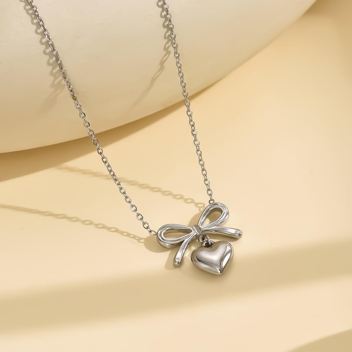18K Gold Plated Bow Pearl Necklace - Elegant Jewelry for Women